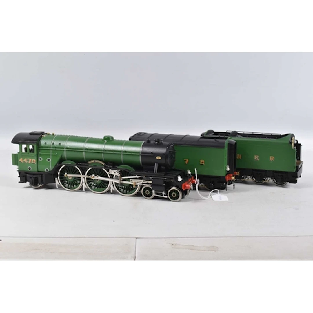 A KIT BUILT O GAUGE A3 CLASS LOCOMOTIVE AND TWO TENDERS, 'Fl...