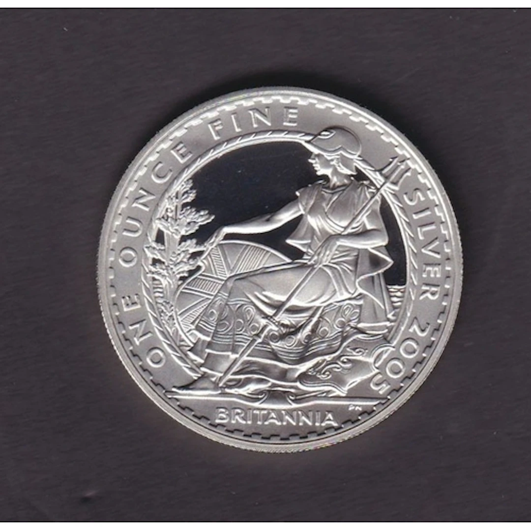 UK 2005 Britannia £2 1oz silver proof coin, struck in fine s...