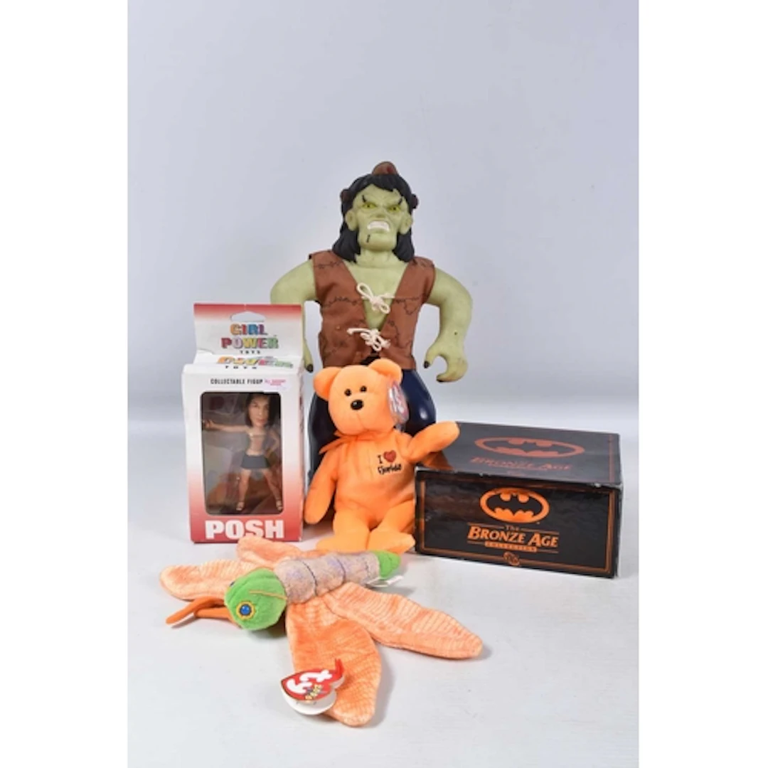 A QUANTITY OF ASSORTED TOYS, to include boxed Corgi Classics...