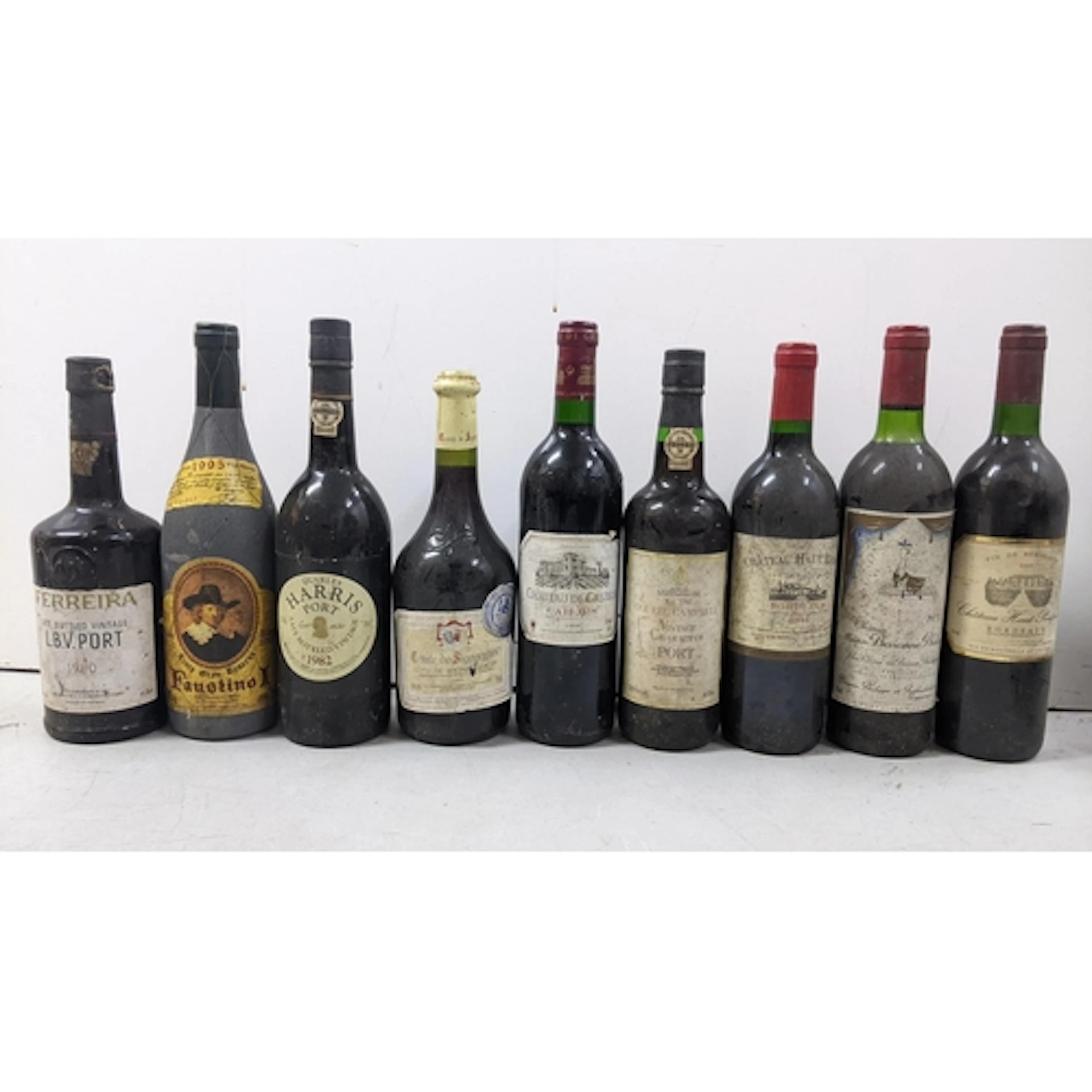 Nine bottles of vintage wines and ports comprising: - 1 x Ch...