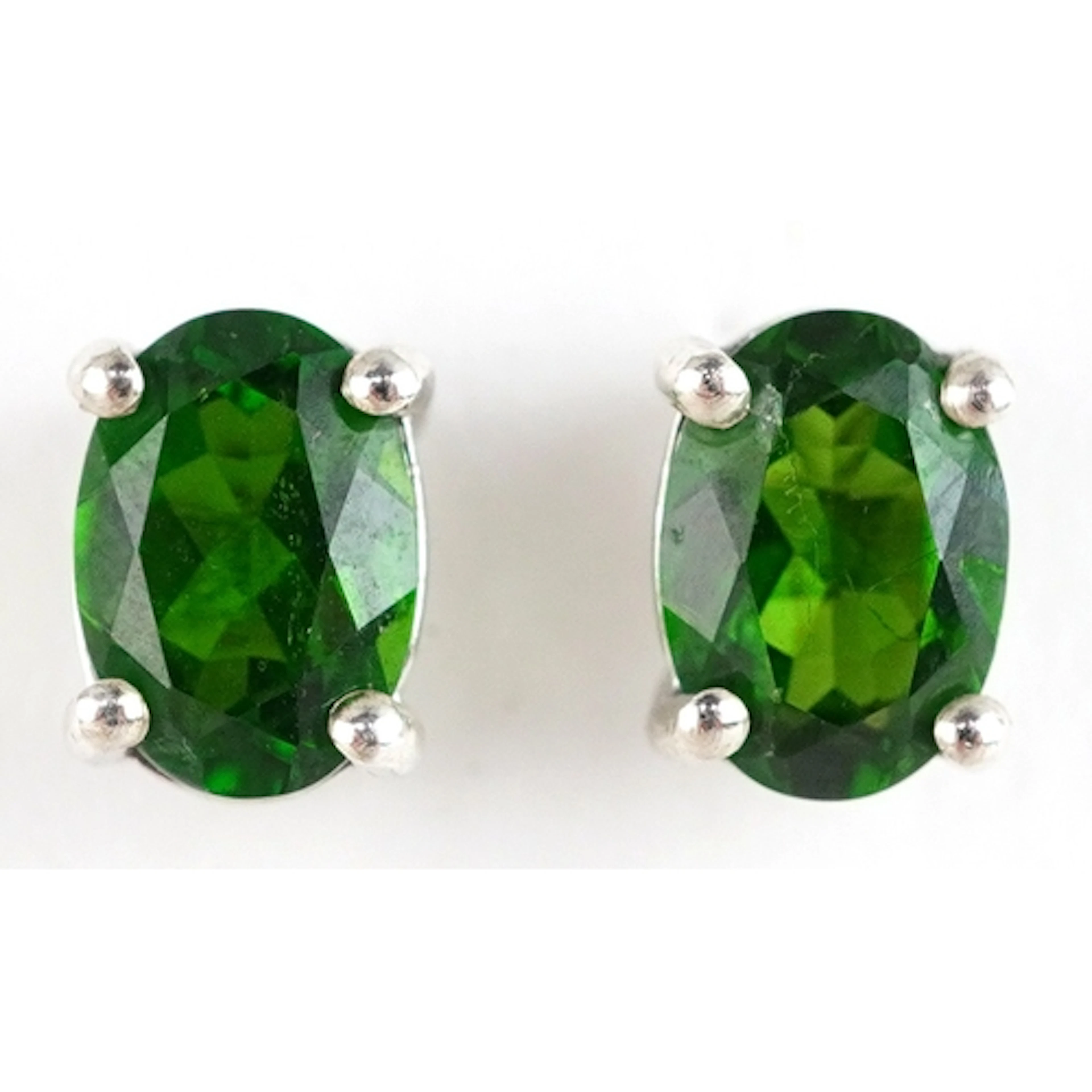 Pair of silver chrome diopside stud earrings, 7.0mm high, to...