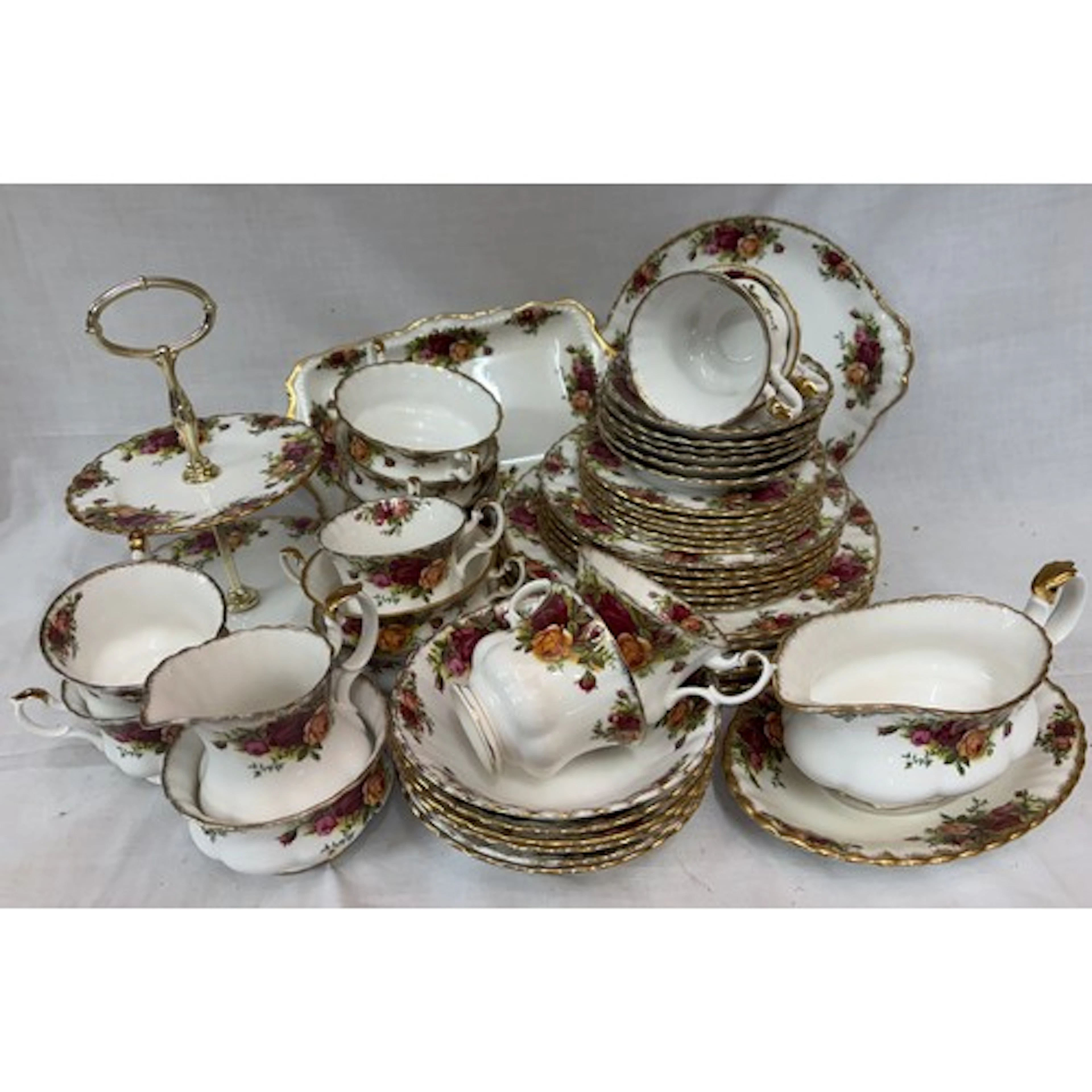 Royal Albert 'Old Country Roses' part dinner service to incl...