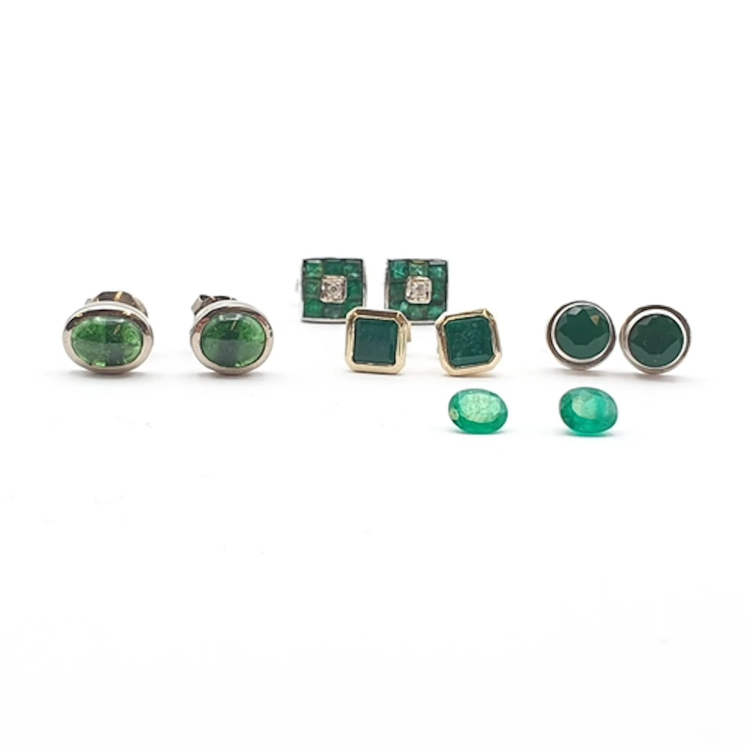 A pair of Emerald and Diamond Cluster Earstuds, the square-s...