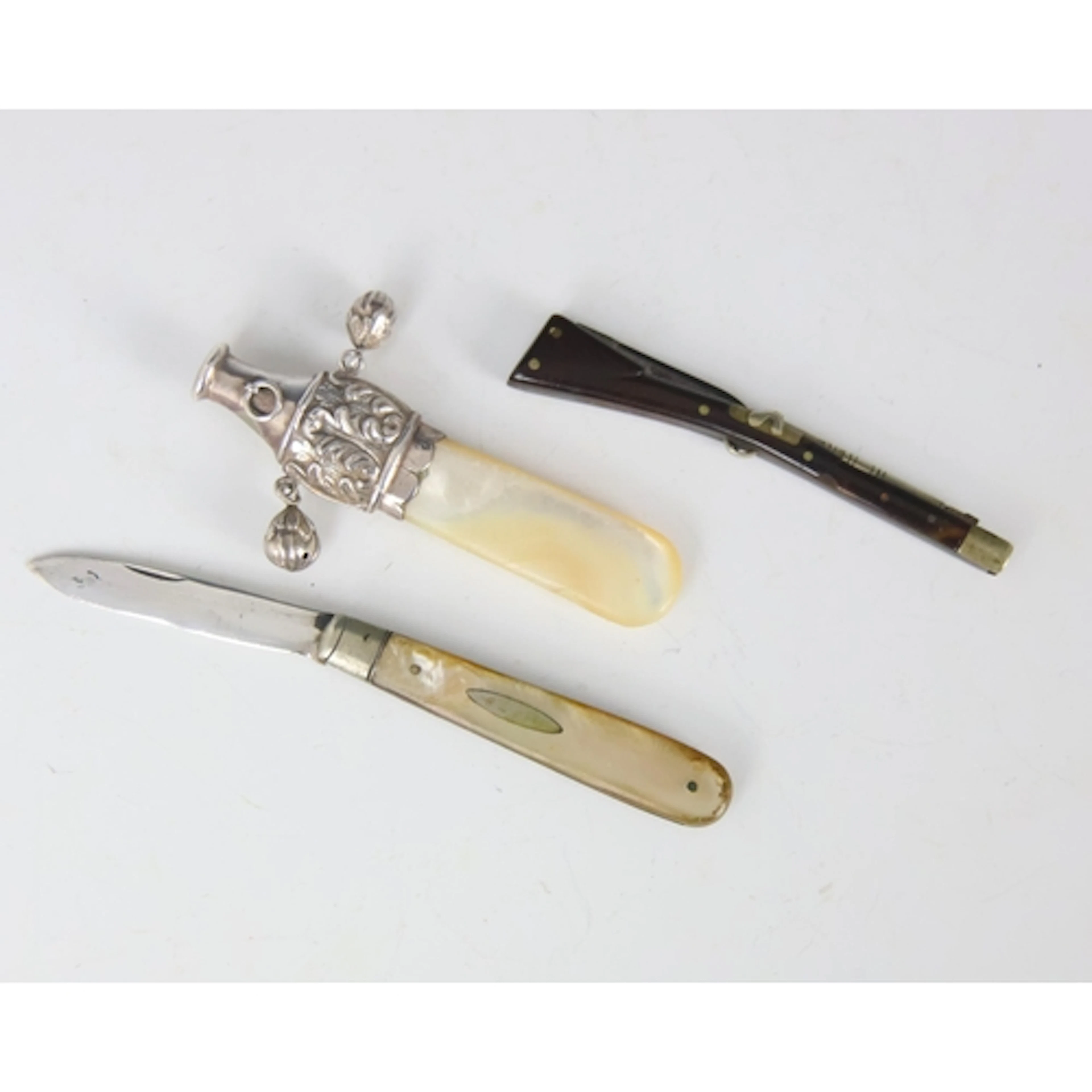 A 19th century novelty propelling pencil, modelled as a rifl...