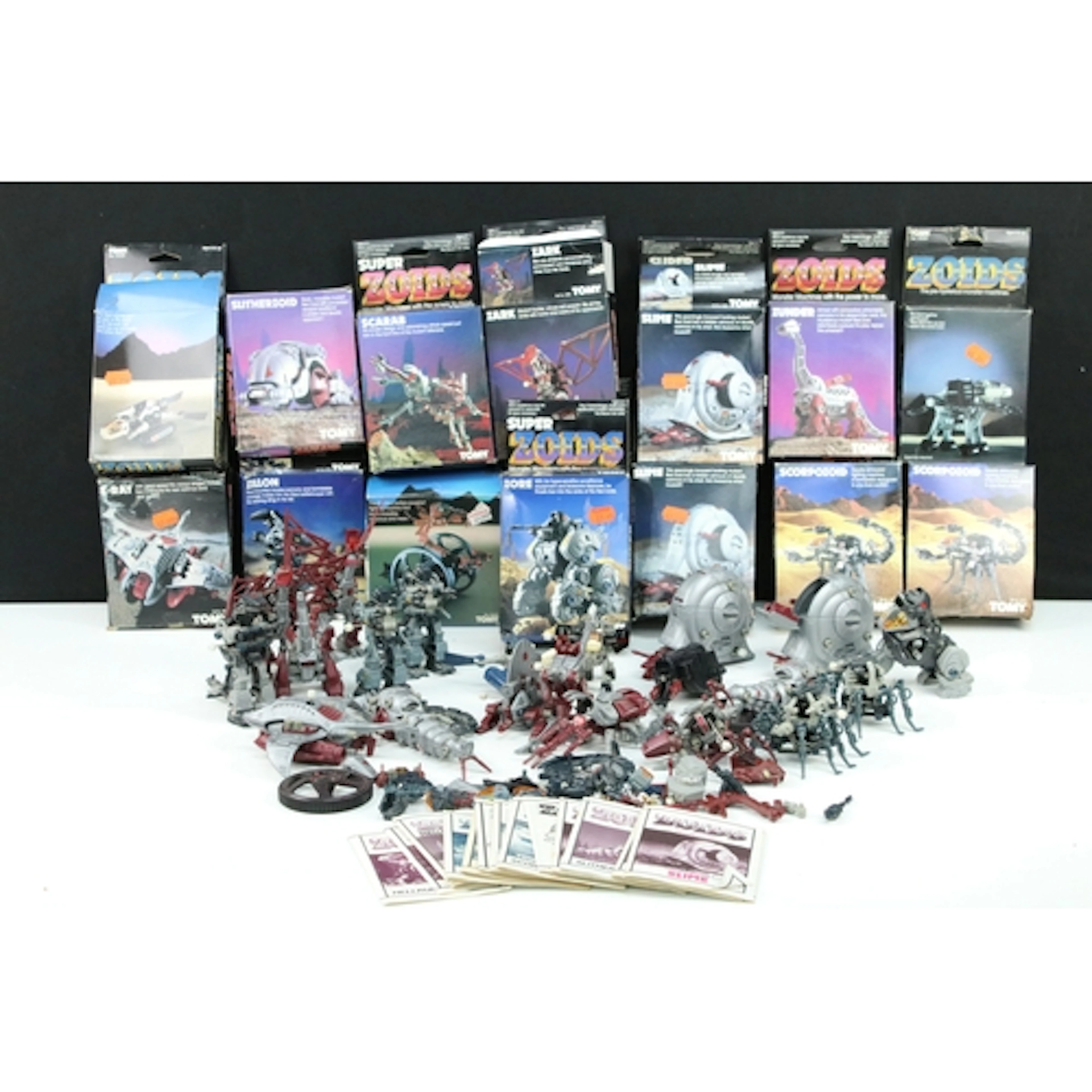 Over 20 x original Tomy Zoids figures plus a quantity of acc...