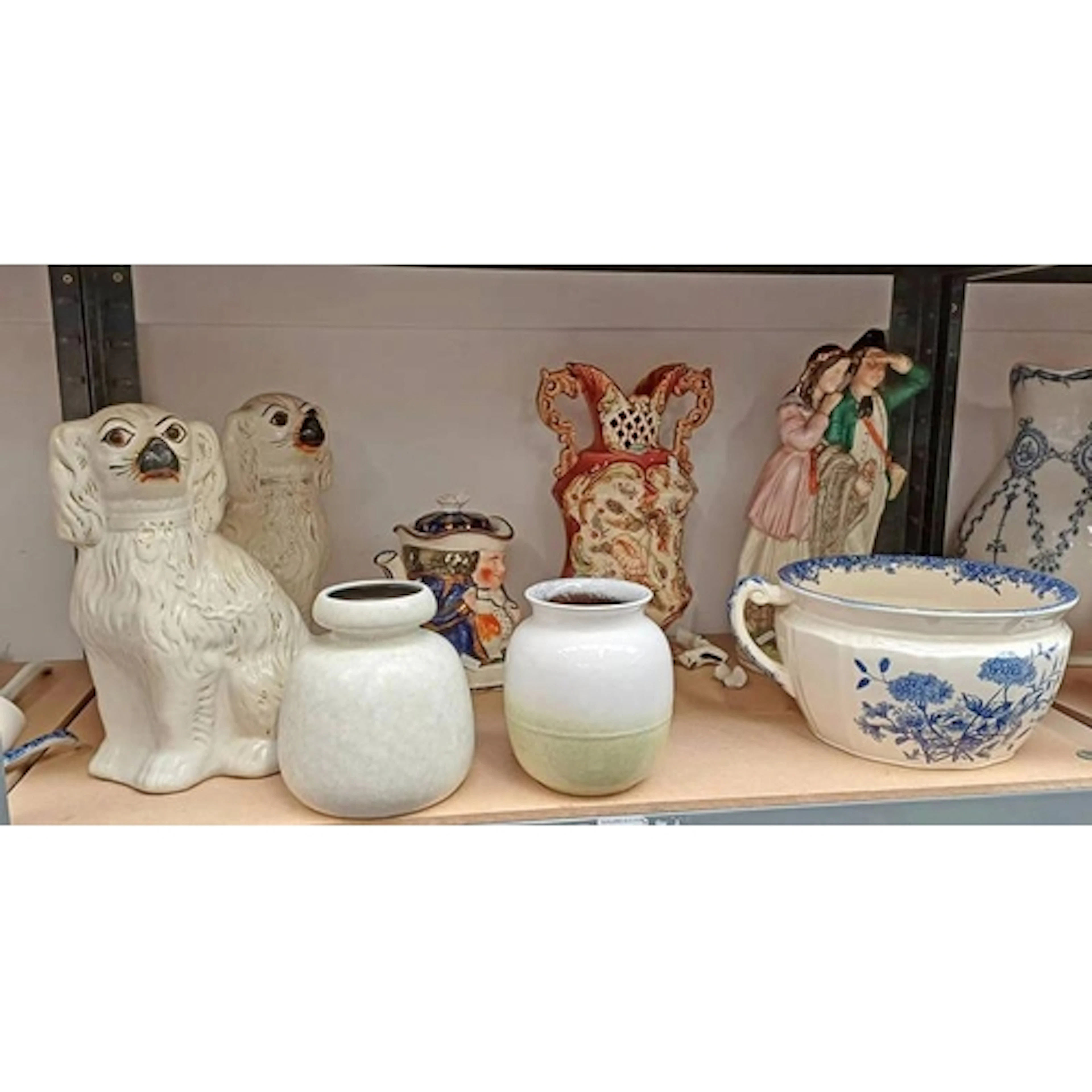 SELECTION OF VARIOUS ITEMS INCLUDING STAFFORDSHIRE POTTERY F...