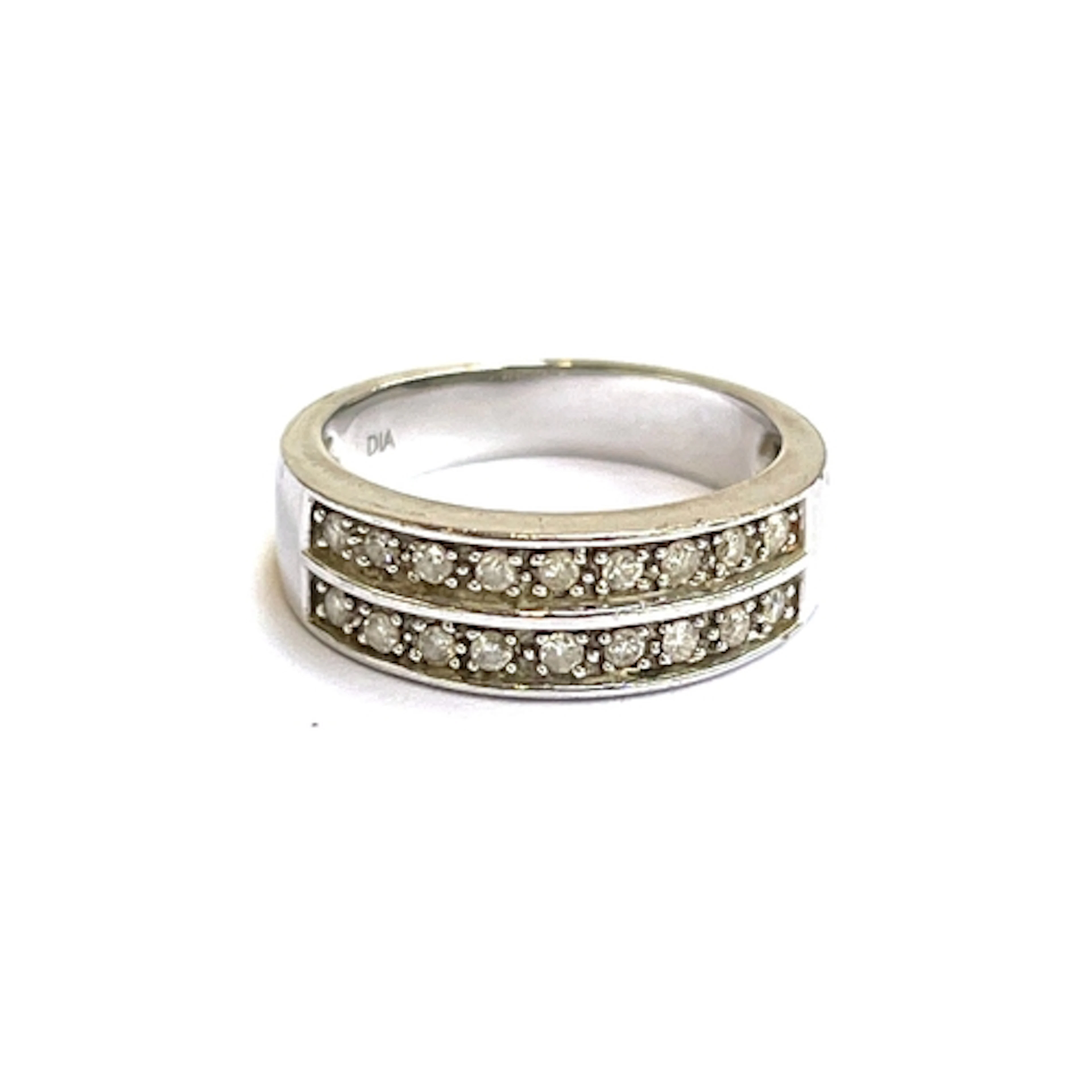 A 9ct white gold and diamond ring, size L 1/2, 4.2g