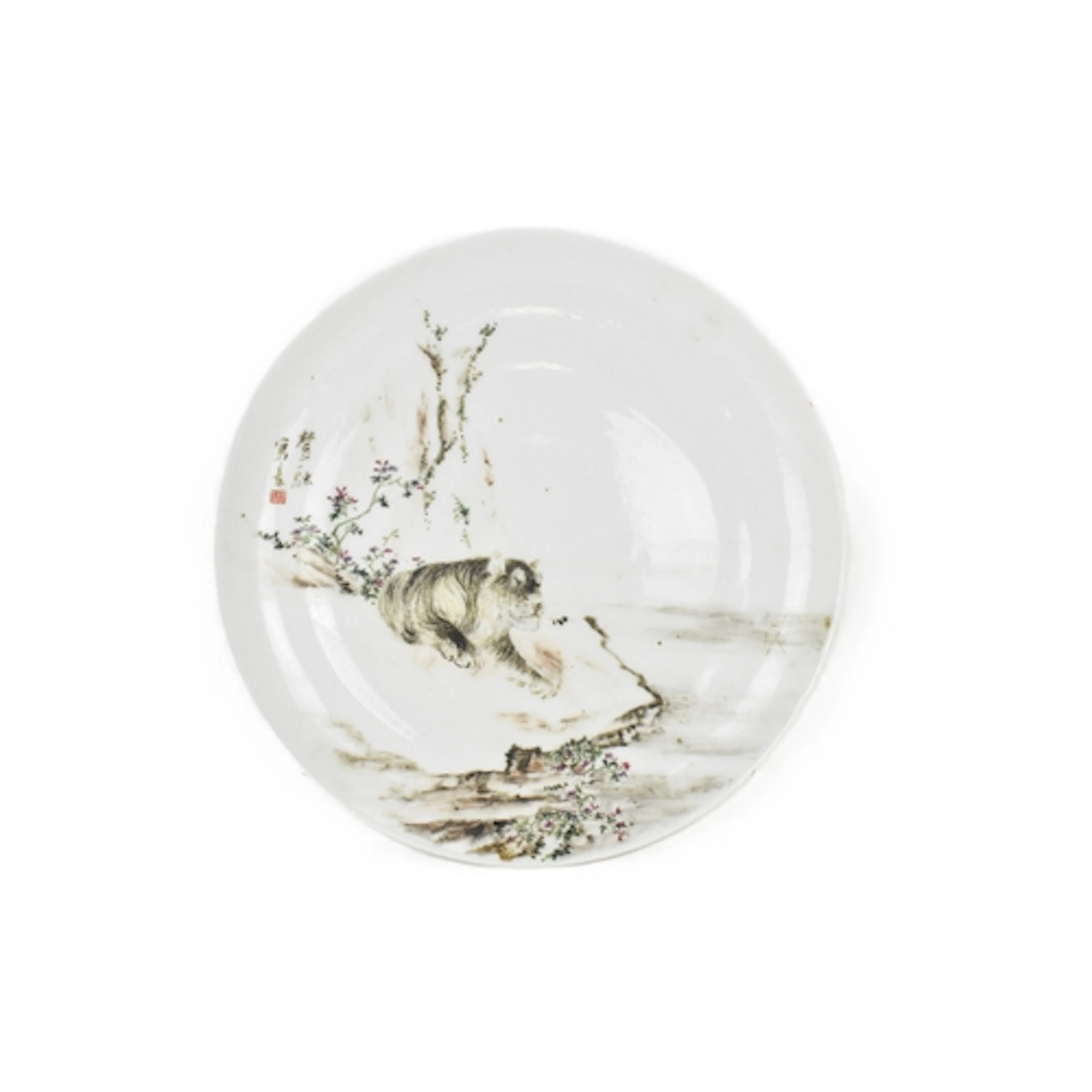 A Chinese famille rose porcelain dish, Republic period, pain...