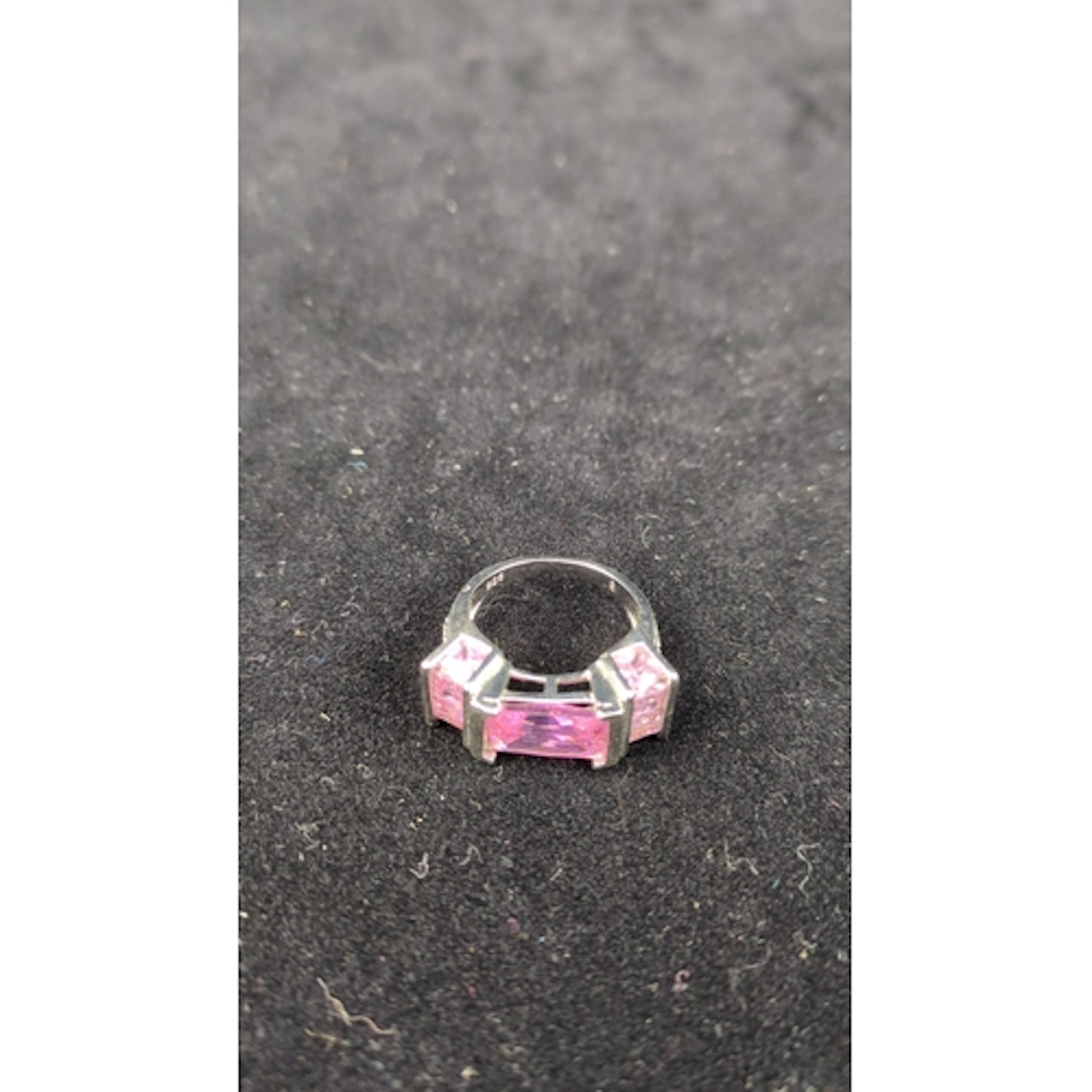 Sterling silver ring, stamped 925, set with a rectangular-cu...