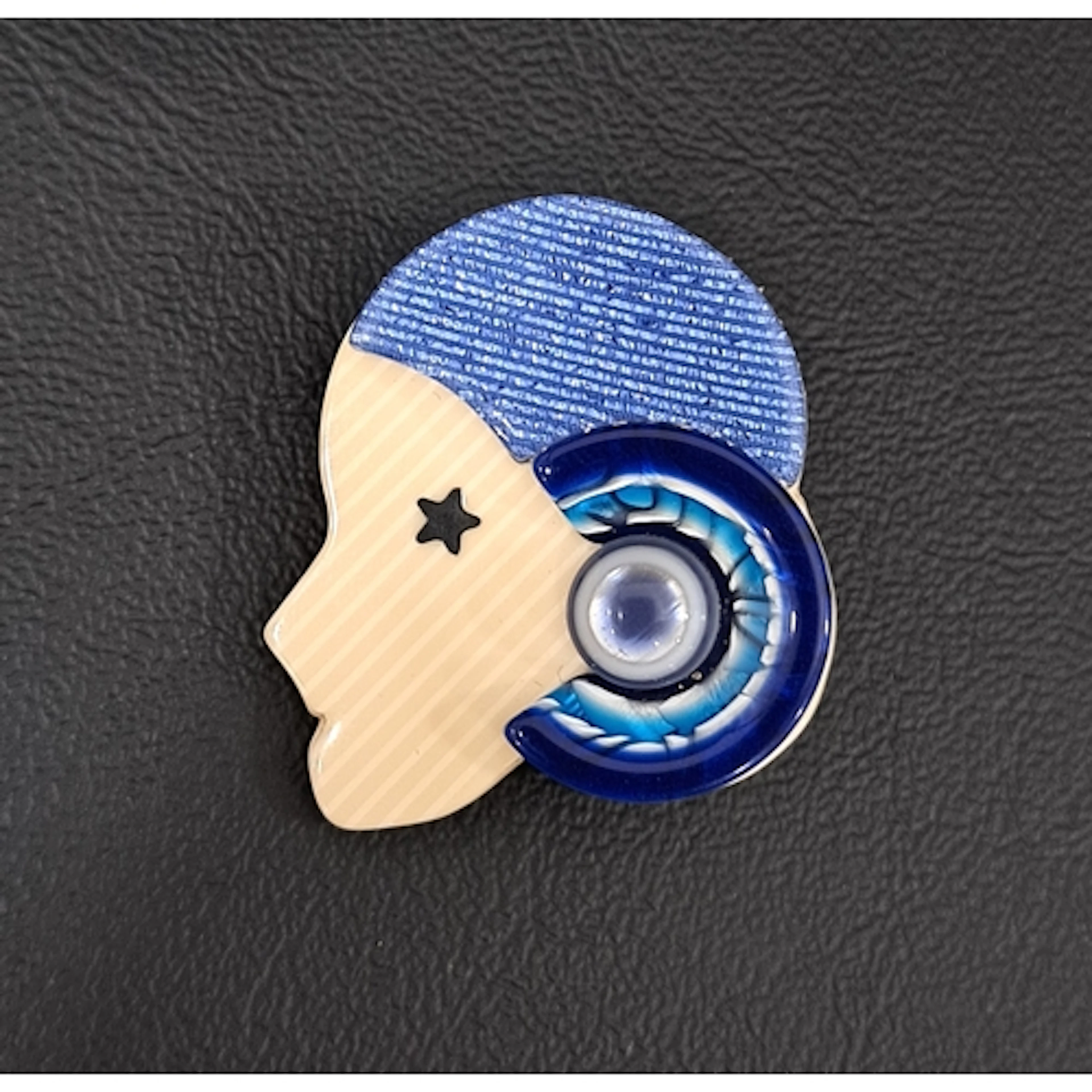LEA STEIN ART DECO LADY BROOCH with glitter effect blue cloc...