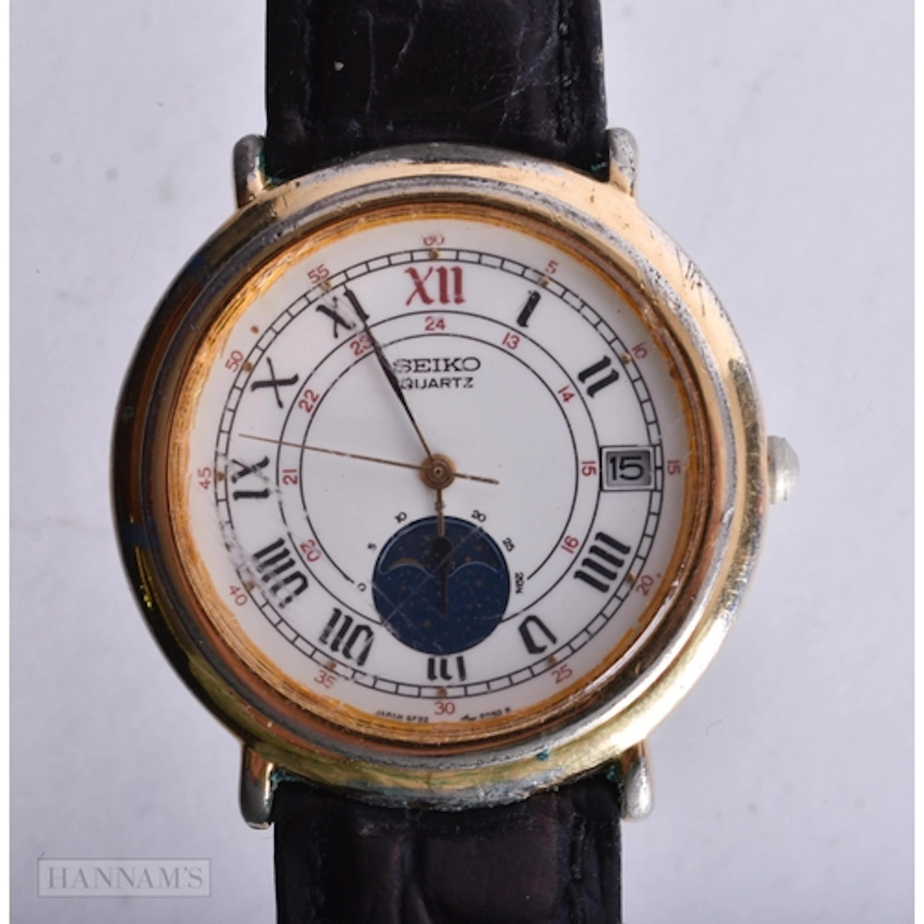 A Seiko Moonphase Watch. Not Working. 3.6 cm incl crown