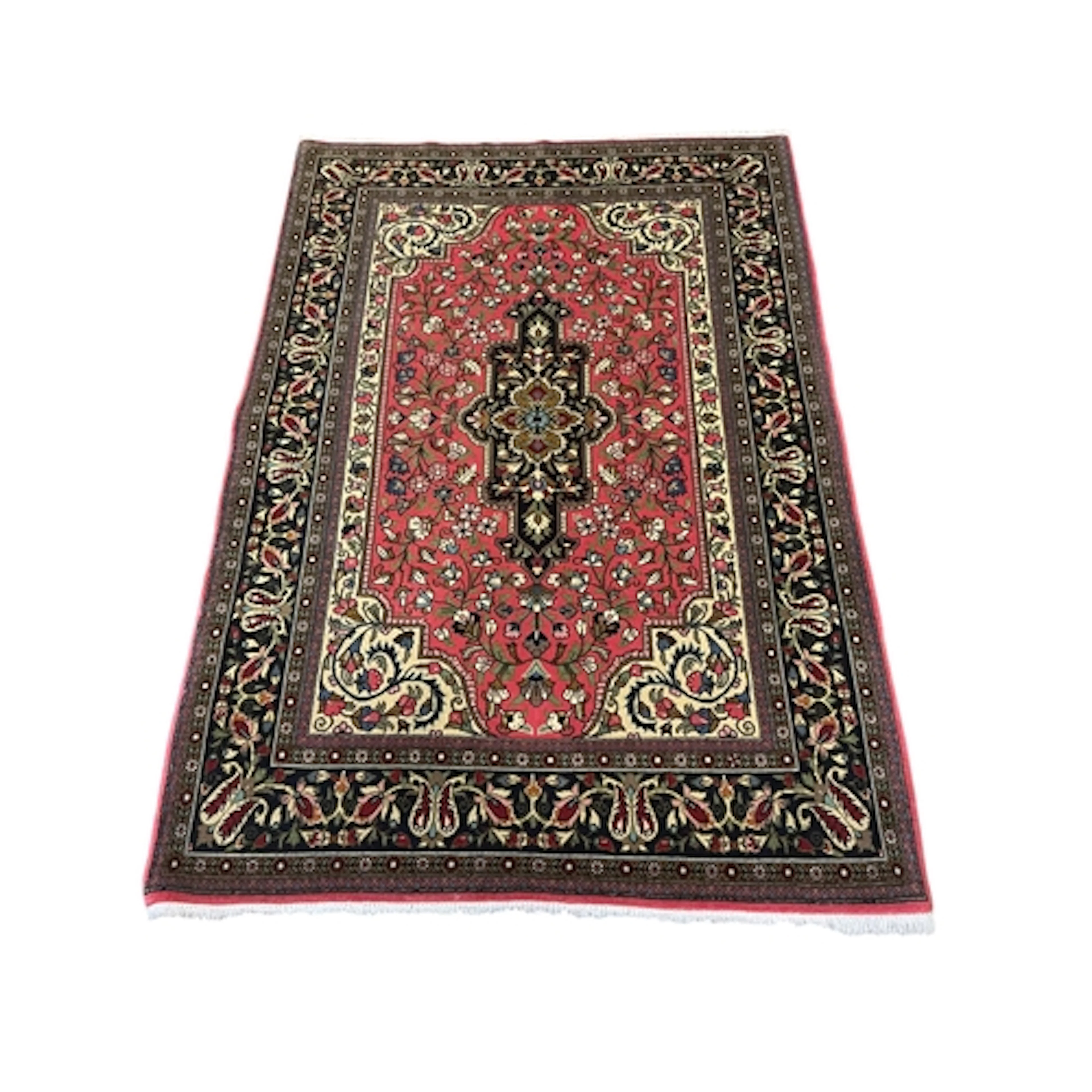 A Persian rug, 166 x 111cm