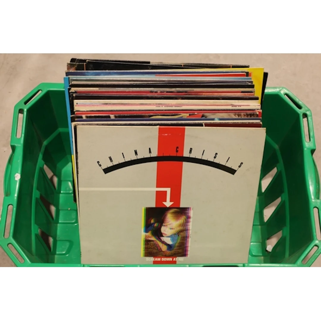 Box containing mixed vinyl records to include Toto, China Cr...
