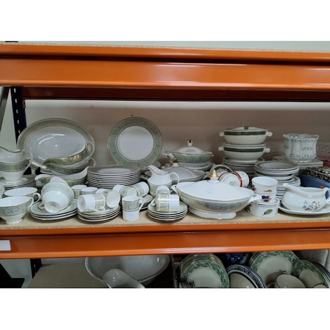 AN 'ENGLISH RENAISSANCE' PATTERN DINNER SERVICE BY ROYAL DOU...