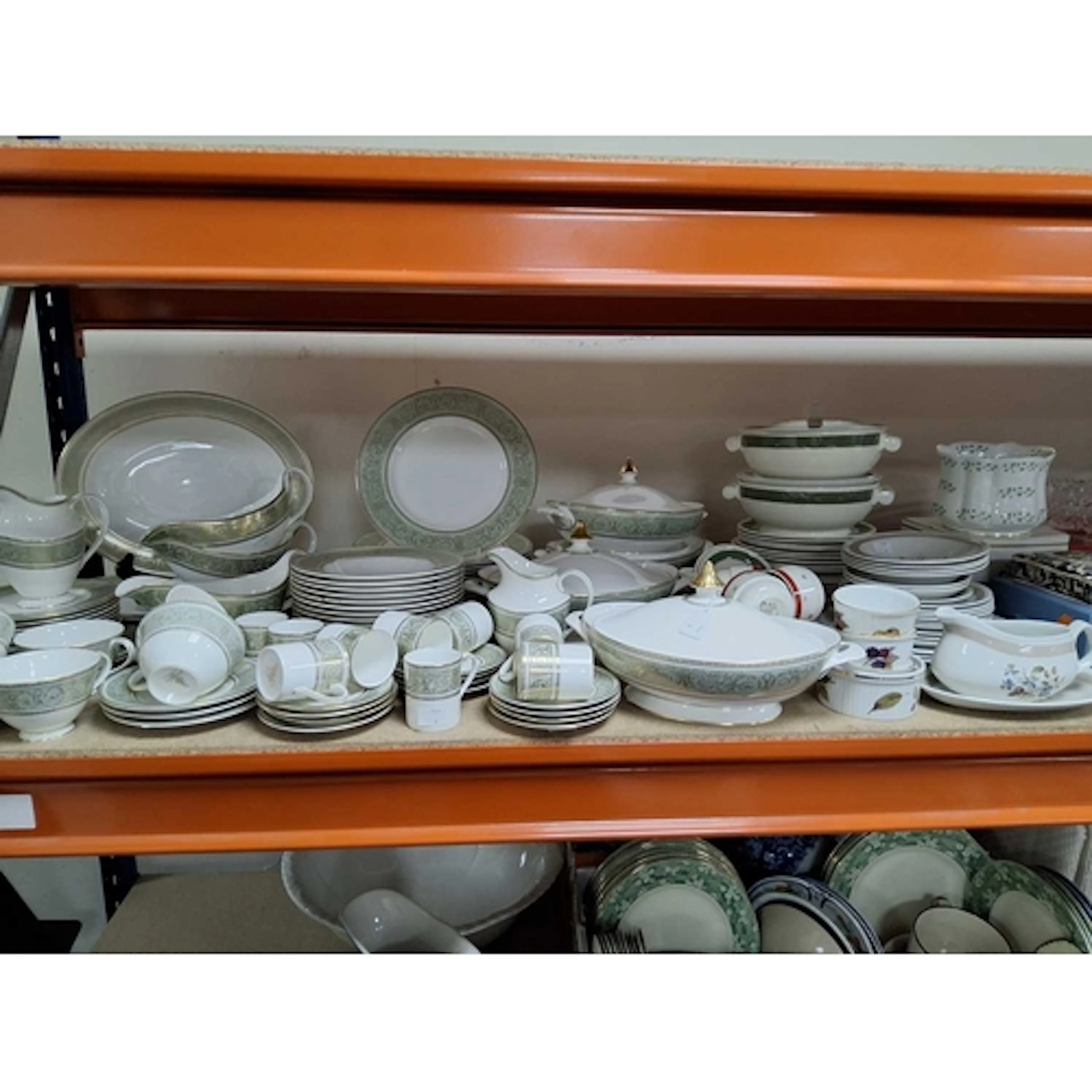 AN 'ENGLISH RENAISSANCE' PATTERN DINNER SERVICE BY ROYAL DOU...