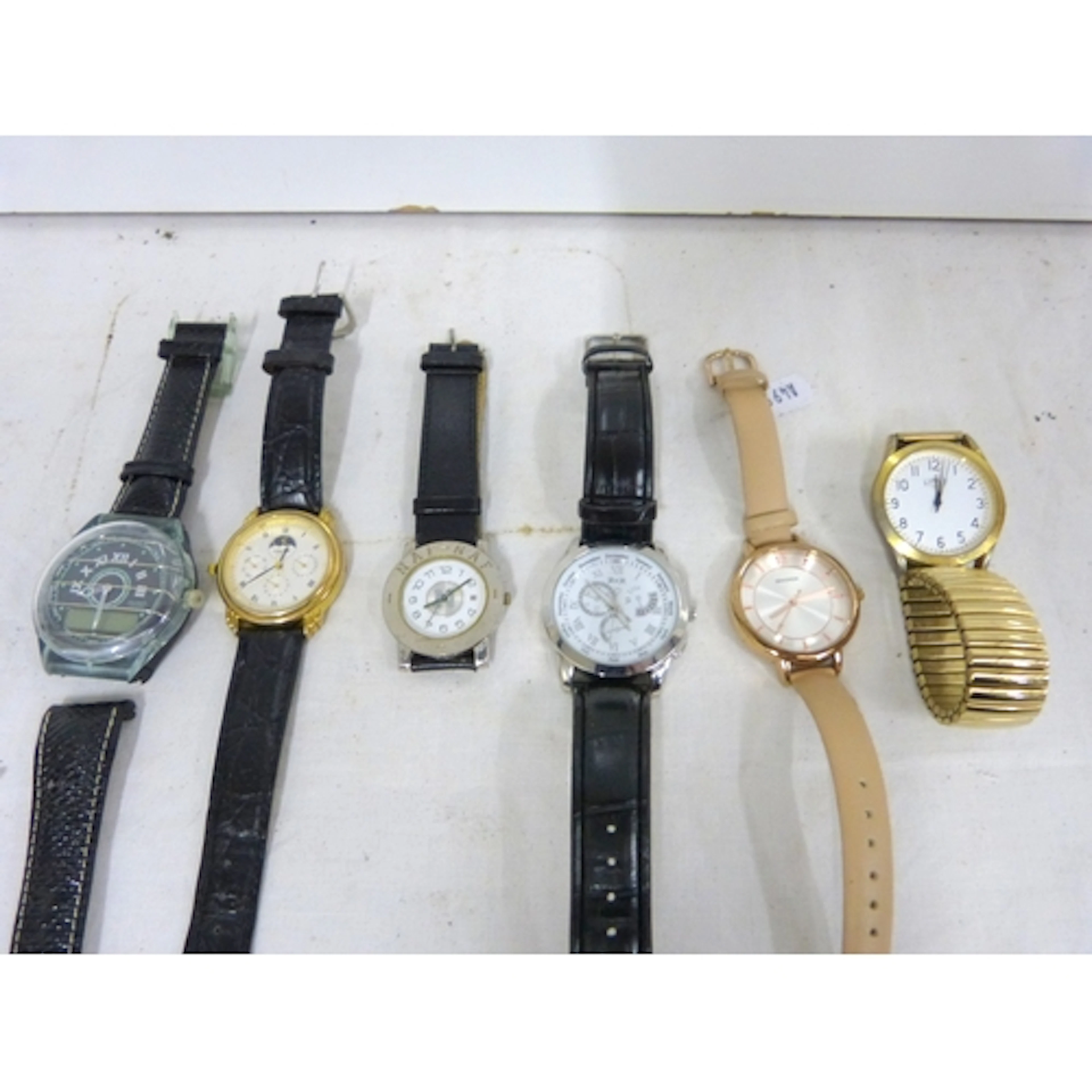 Collection of various fashion watches to include Sekonda, Li...