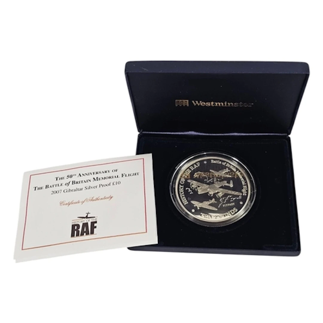 A ROYAL AIRFORCE COMMEMORATIVE SILVER PROOF 5OZ COIN In prot...