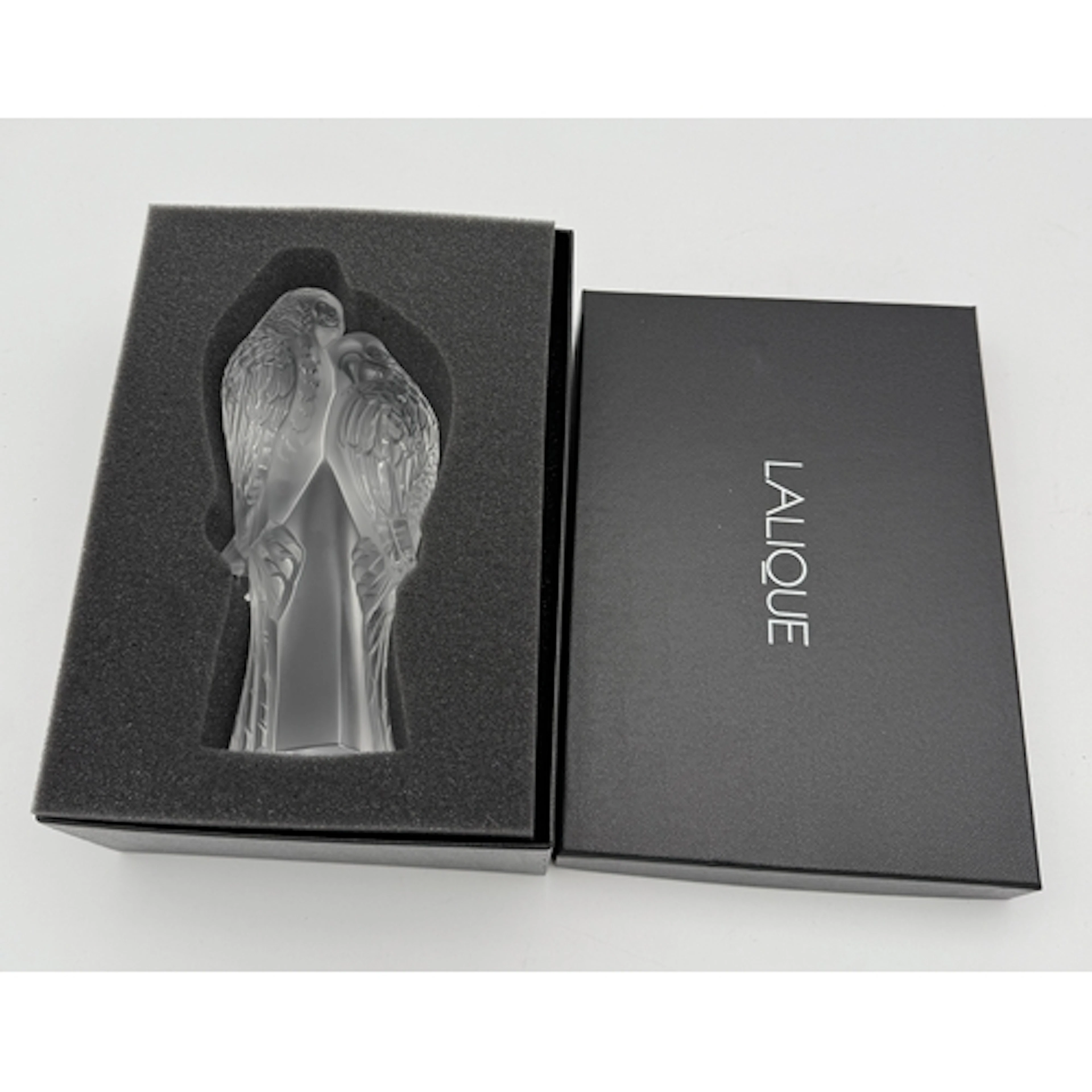 A LALIQUE TWIN PARAKEET SCULPTURE IN BOX