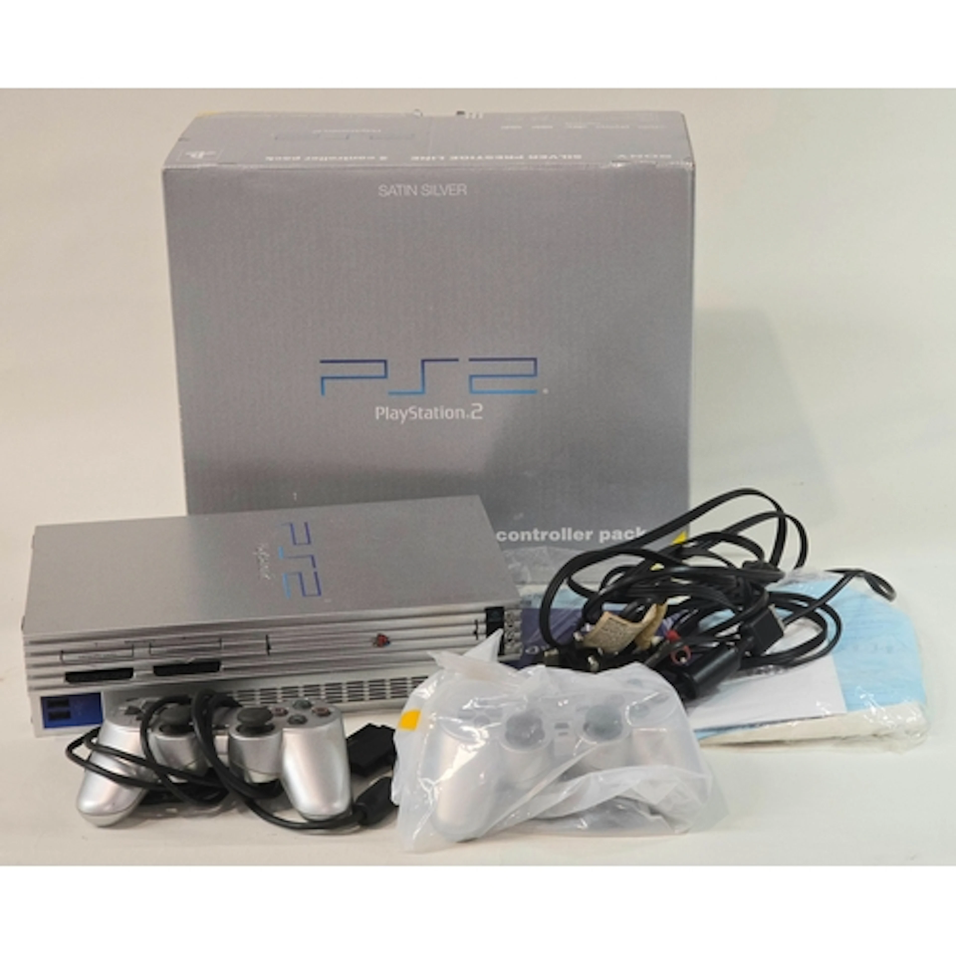 Sony PlayStation 2 PS2 Silver Prestige Line 2 controller pac...