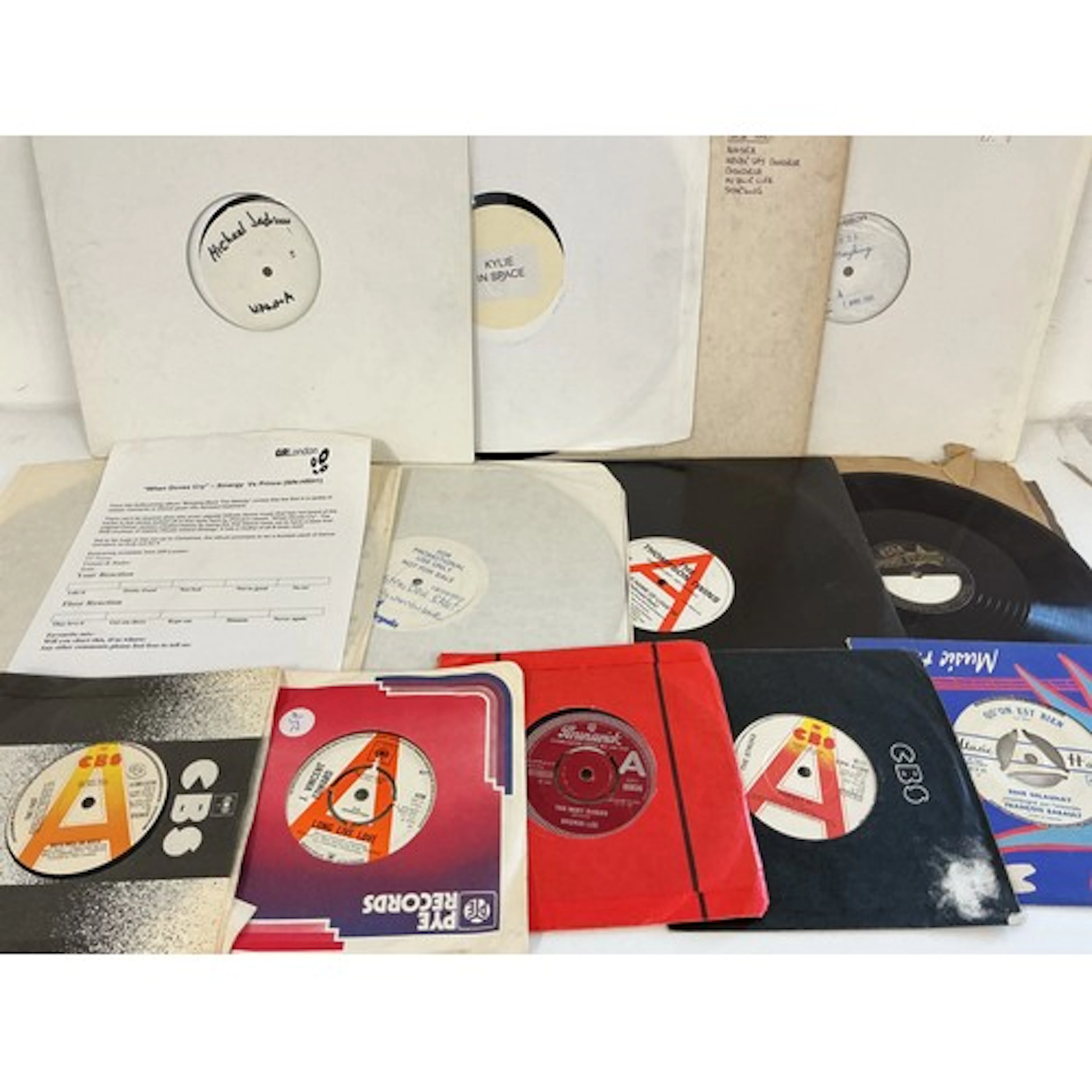 A collection of white labels, promo and demo discs by variou...