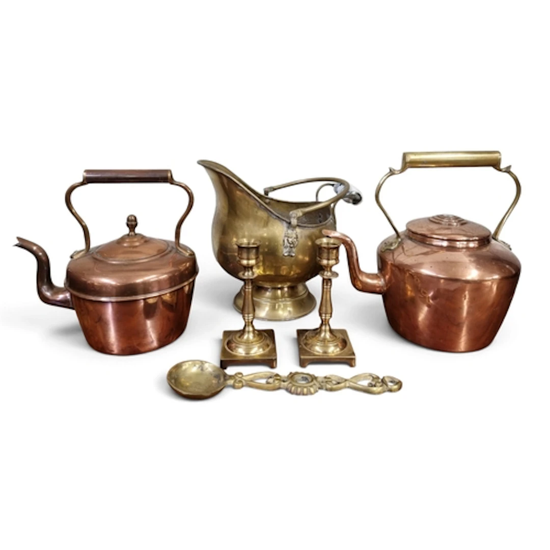 A good group of 19th Century Copper and Brass ware to includ...