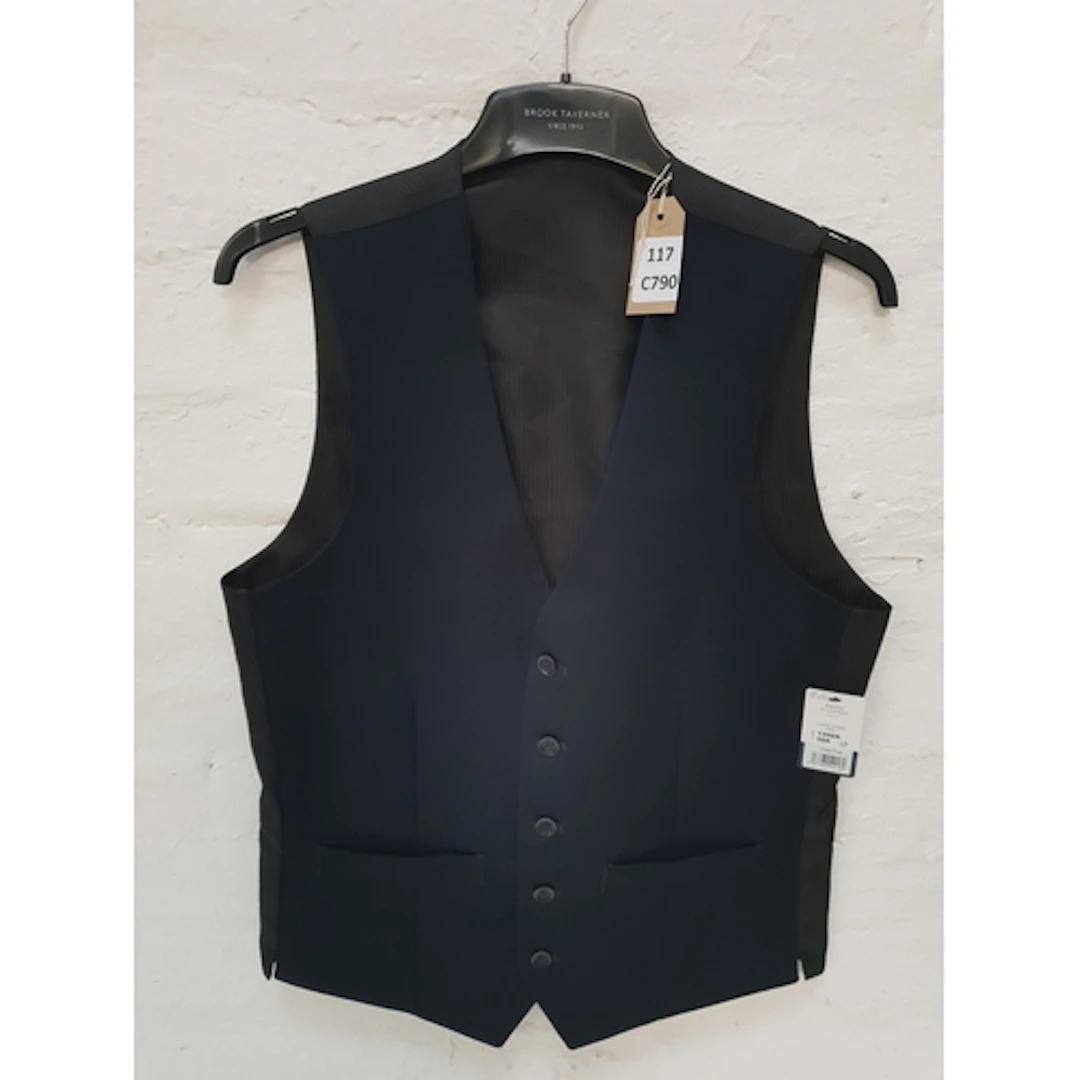ONE BRAND NEW BROOK TAVERNER WAISTCOAT size, 36R