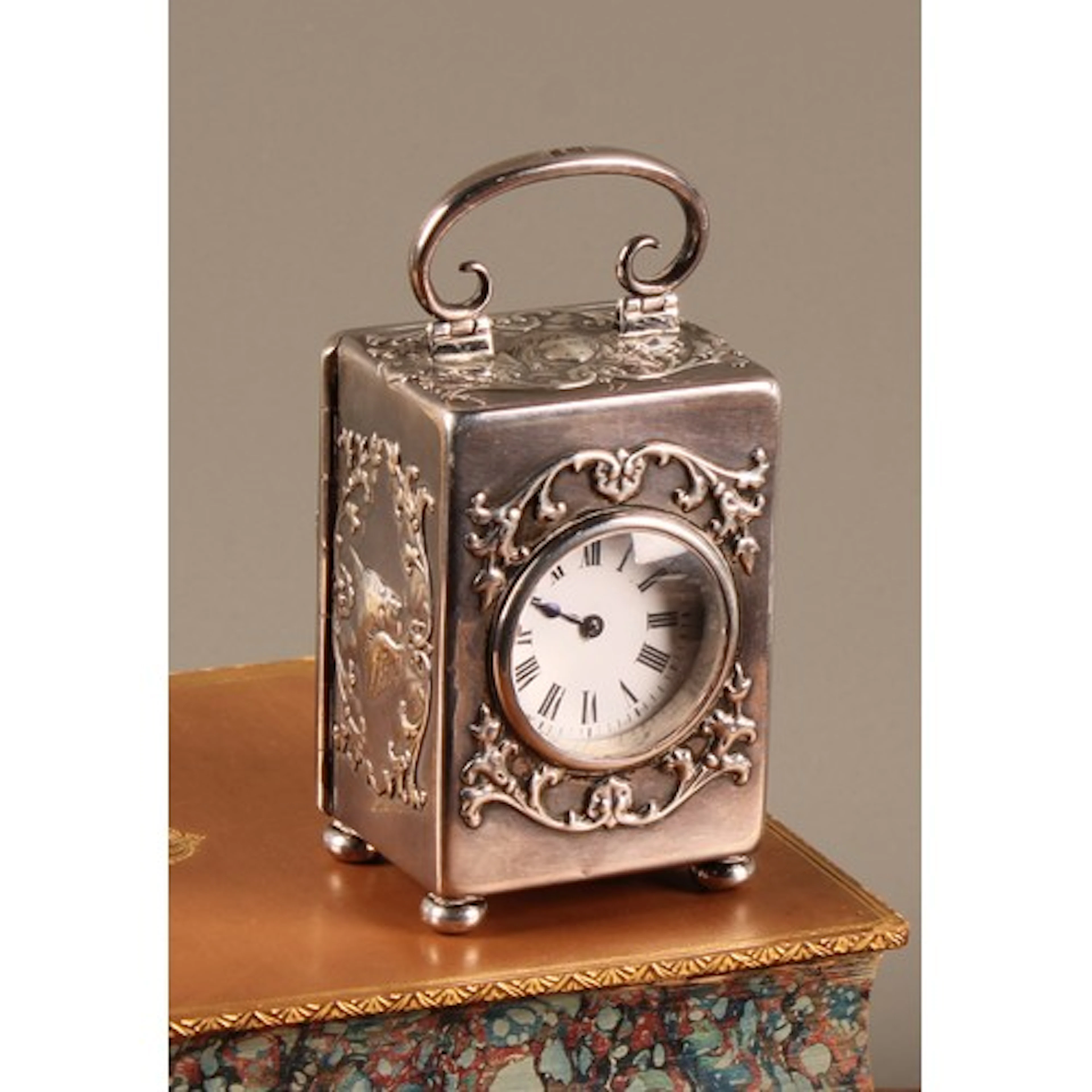 A Victorian silver carriage timepiece, 3cm diameter enamel c...