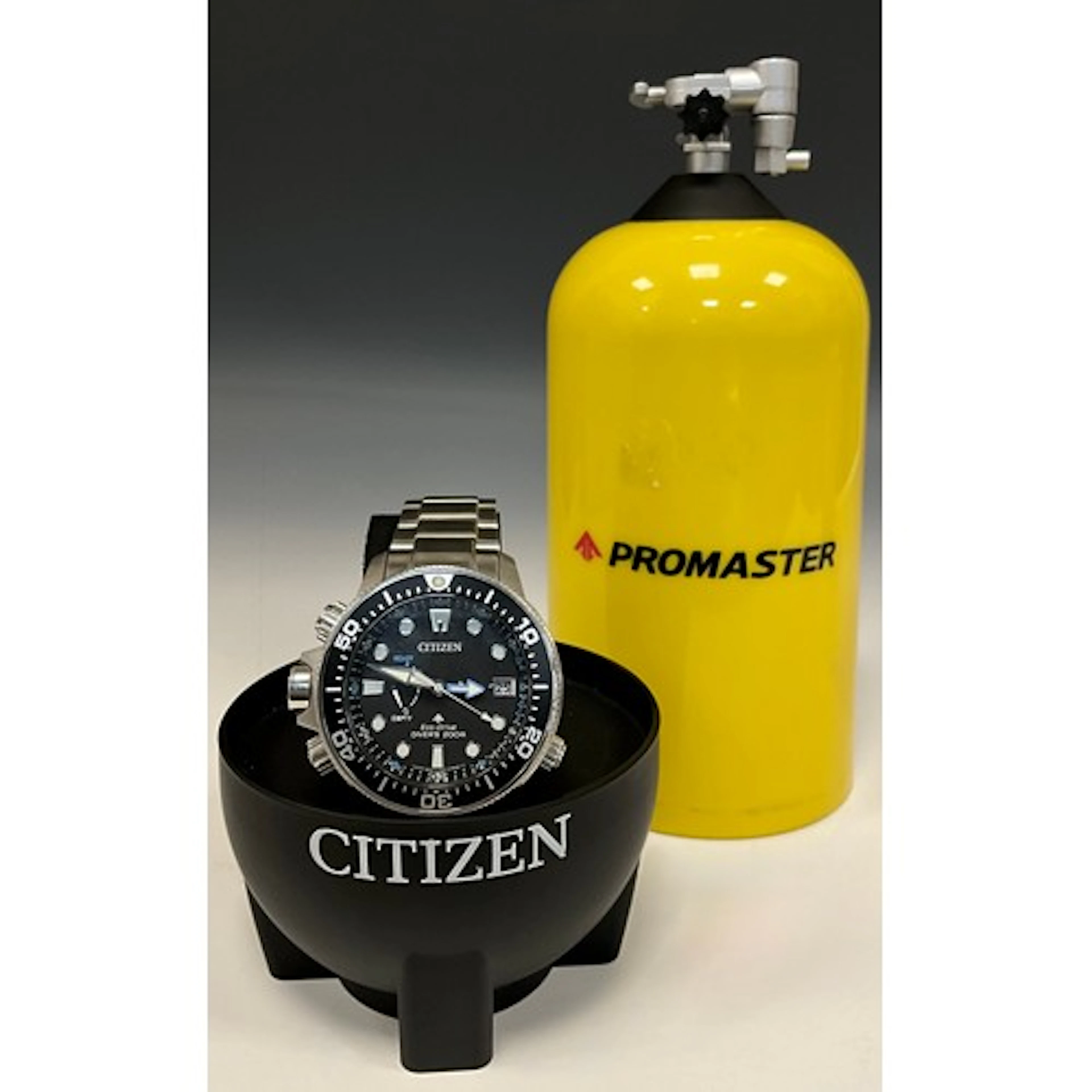 Citizen - a Promaster Aqualand Eco-drive Diver's 200M stainl...