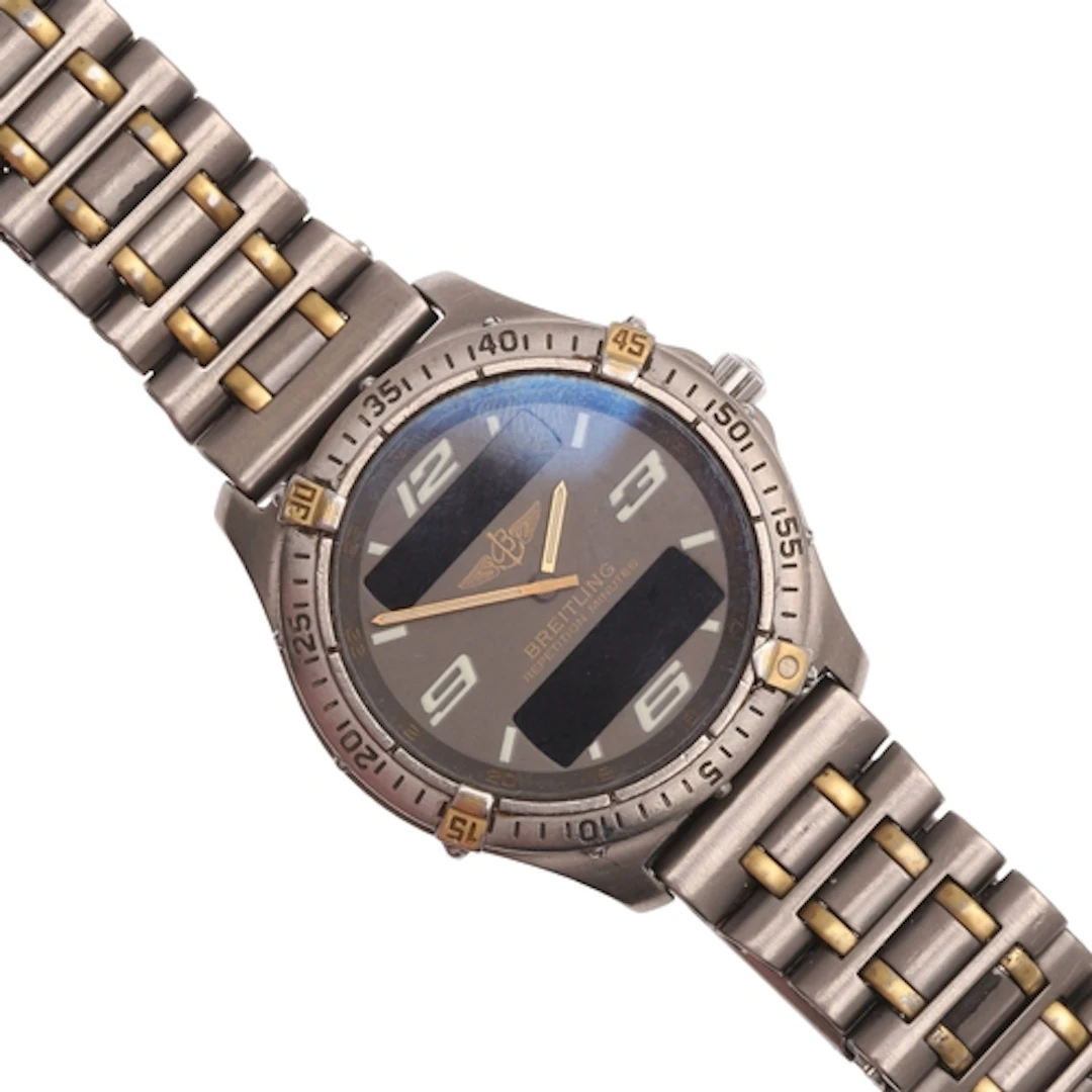 A GENTLEMAN'S TITANIUM WRISTWATCH BY BREITLING. the signed c...