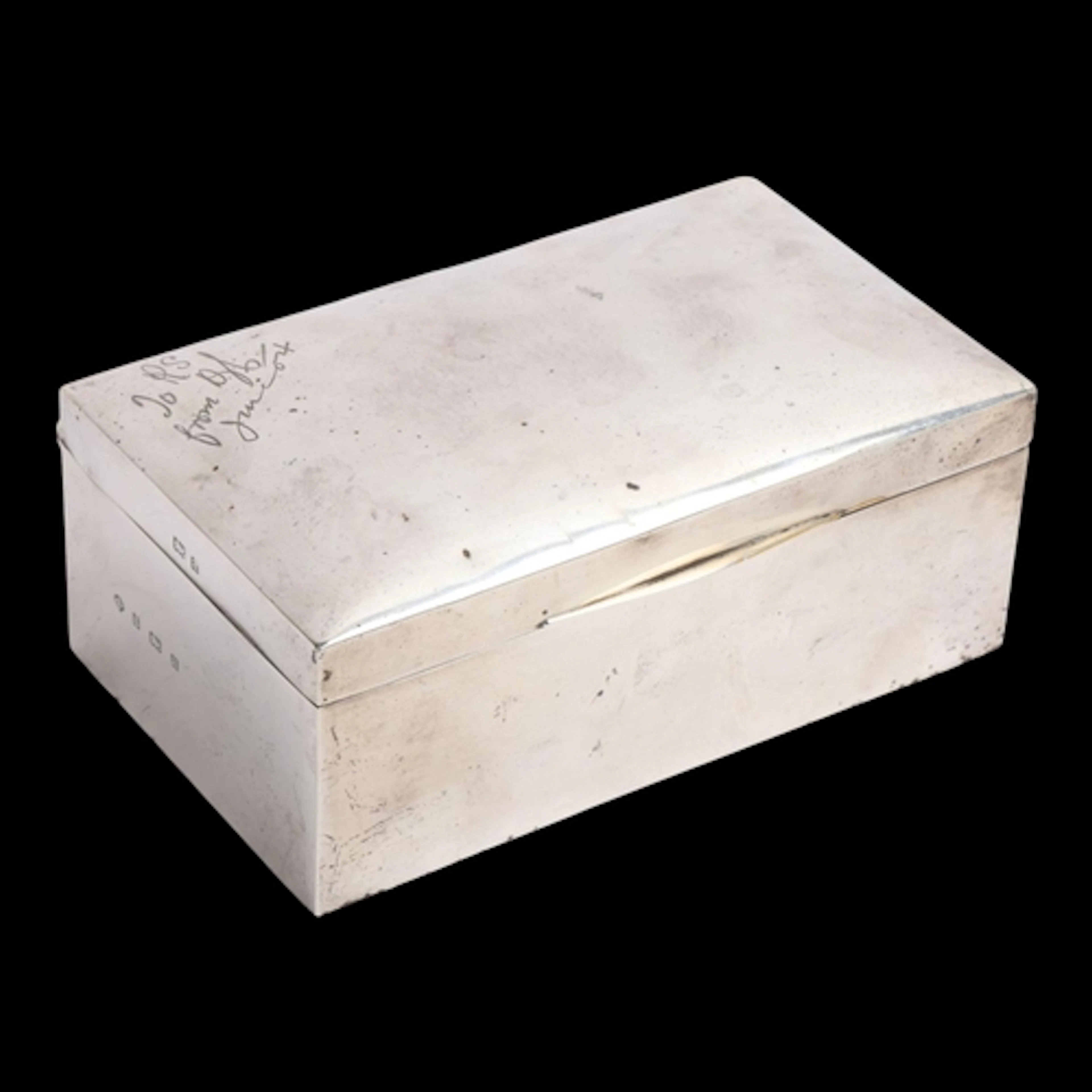 A late Victorian silver cigarette box, William Hutton & Sons...