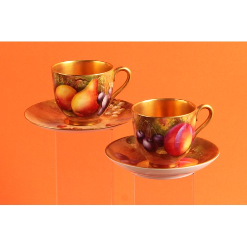 Auction price result for royal worcester painted fruit | Barnebys