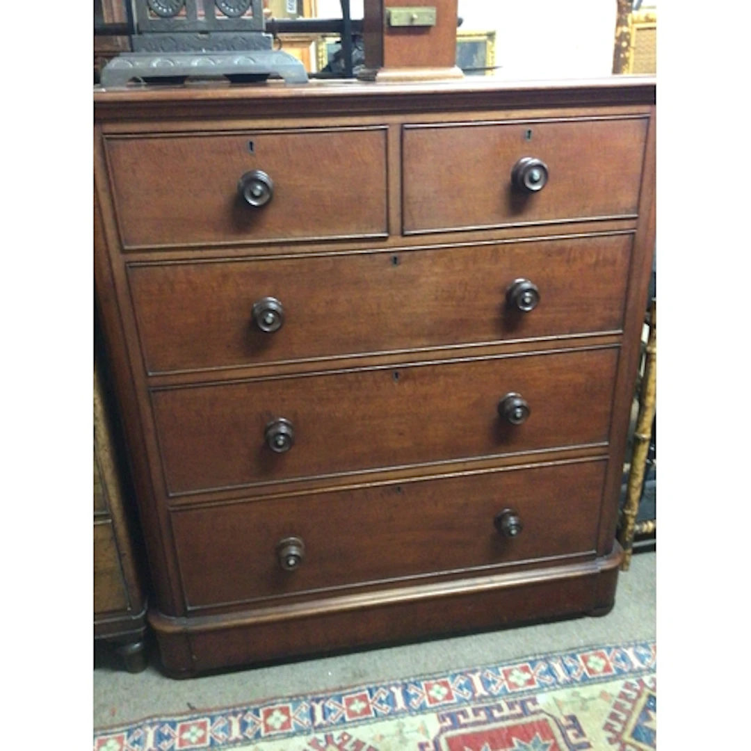A quality Victorian satin walnut chest of drawers with two s...