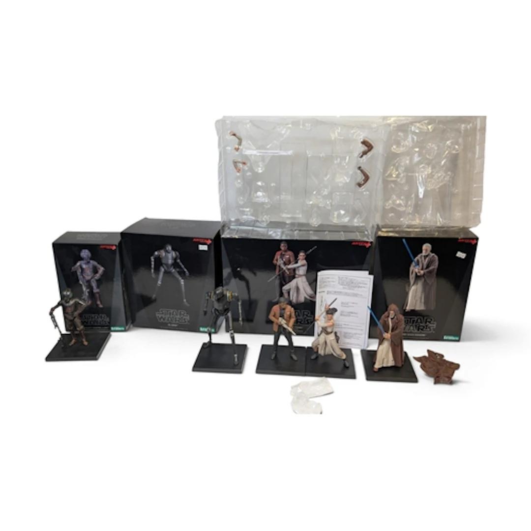 4 x Kotobukiya Star Wars ARTFX+ 1/10 scale figures: K-2SO, O...