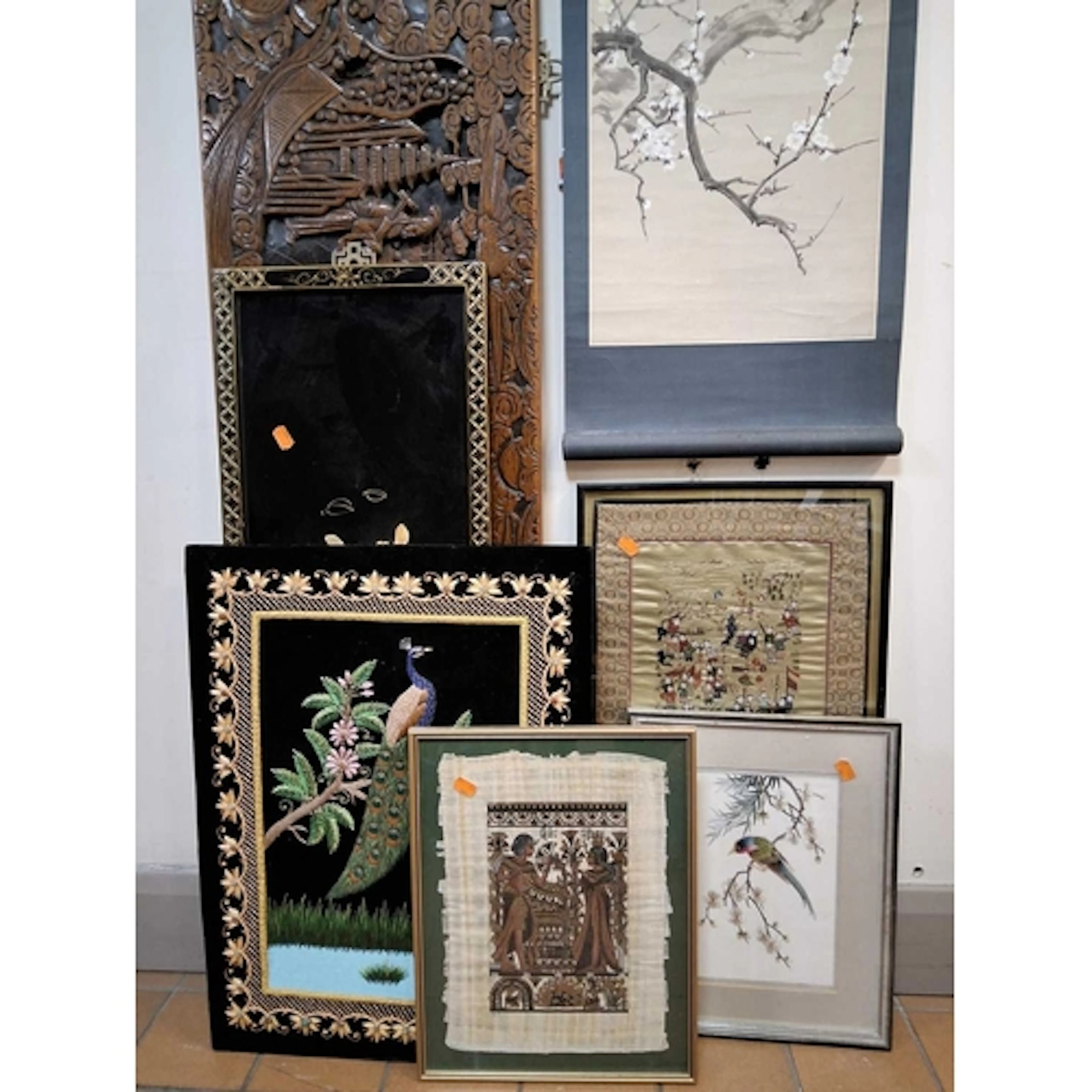 A SMALL COLLECTION OF CHINESE OBJECTS, comprising a carved w...