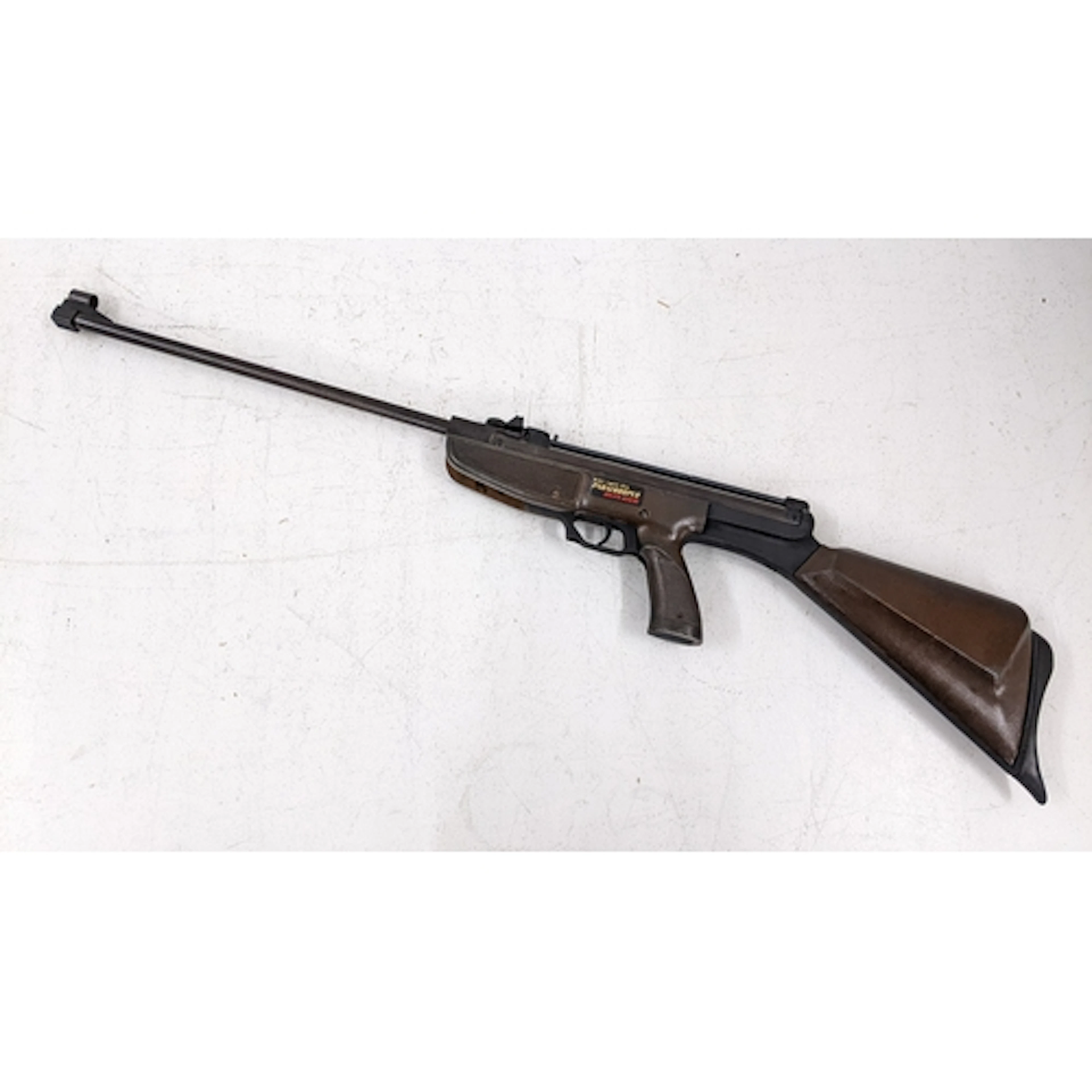 A Paratrooper repeater AS1 rapid fire air rifle Location: If...