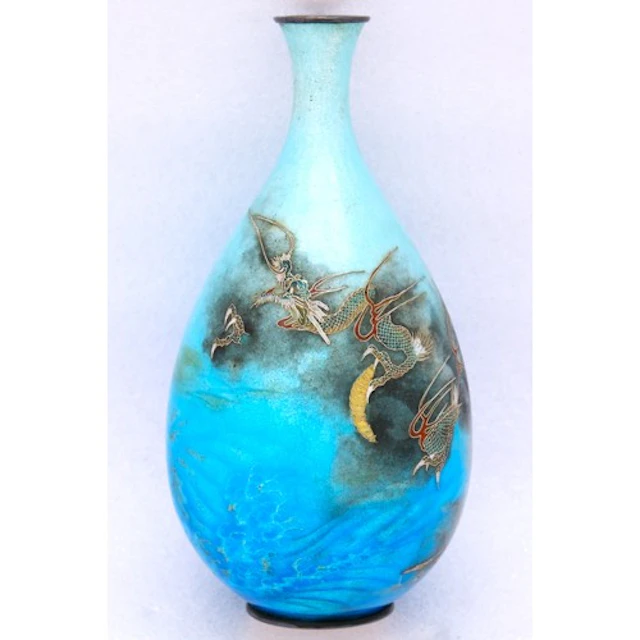A FINE TOMEI JIPPO CLOISONNÉ ENAMEL VASE SEAL MARK OF KUME ...