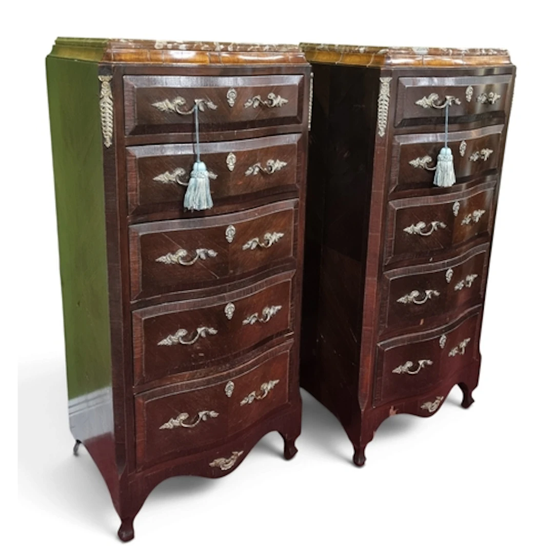 A good pair of 19th Century Rosewood and Applewood Continent...