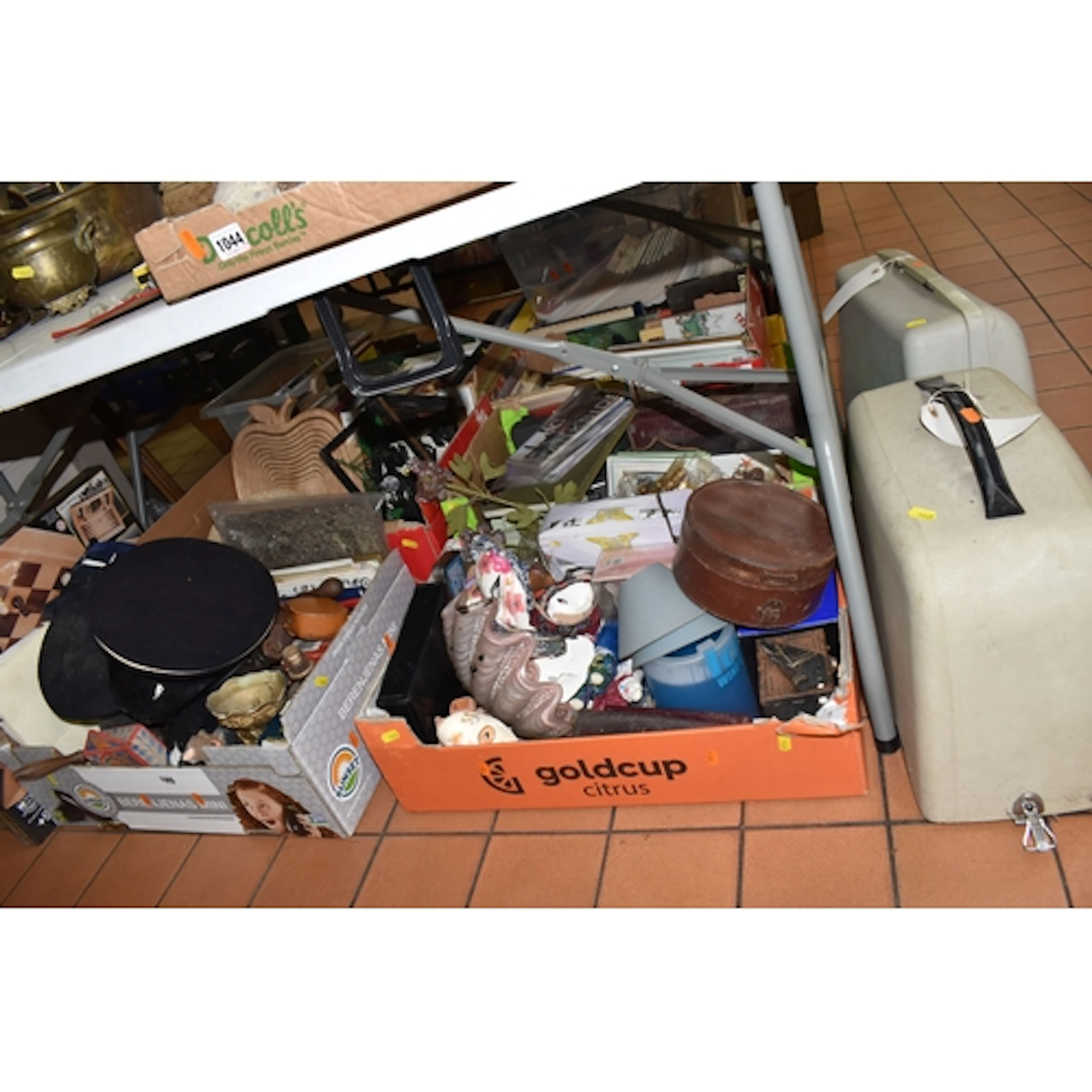 FOUR BOXES AND LOOSE SEWING MACHINES AND SUNDRY ITEMS, to in...