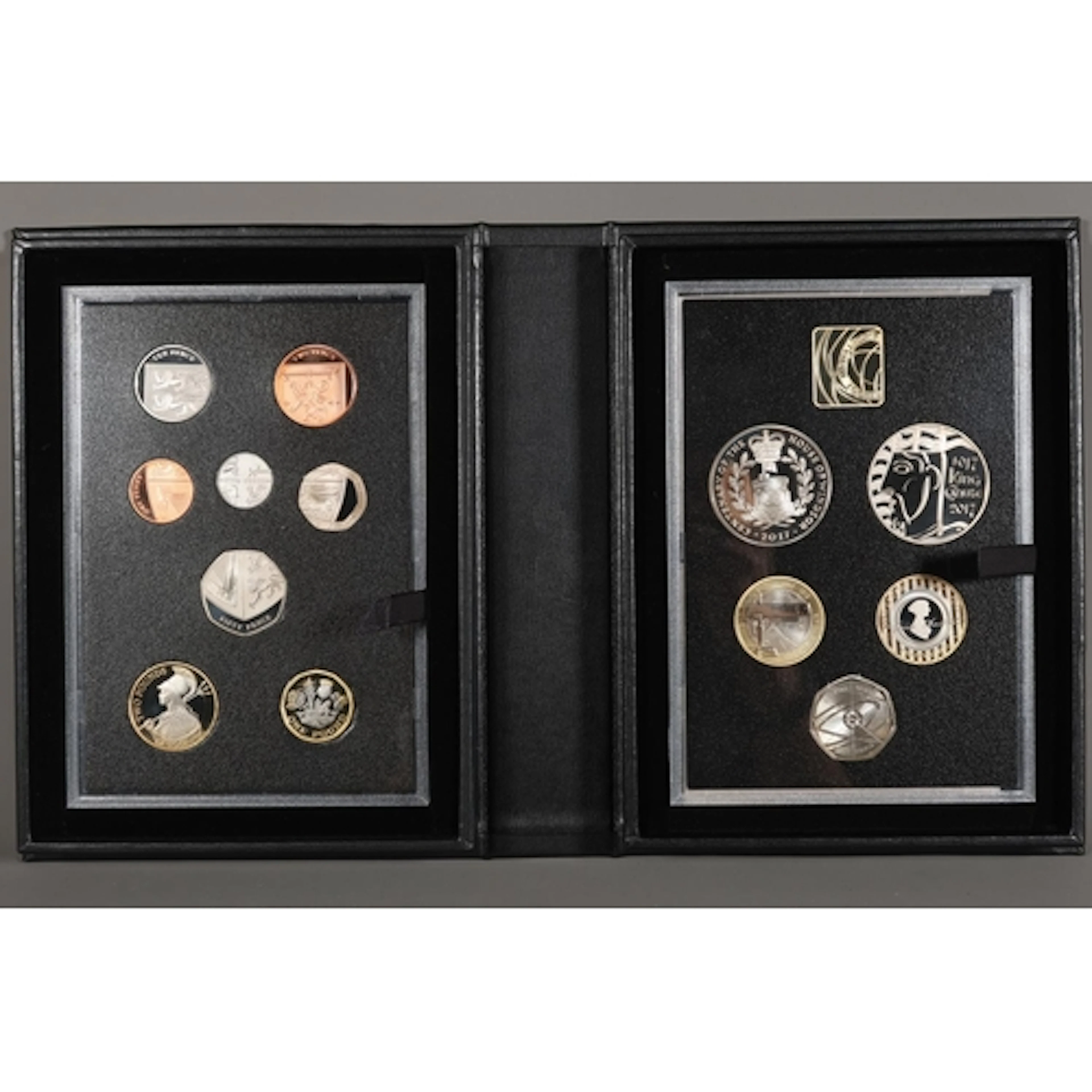 UNITED KINGDOM Queen Elizabeth II (1952-2022) proof coin col...