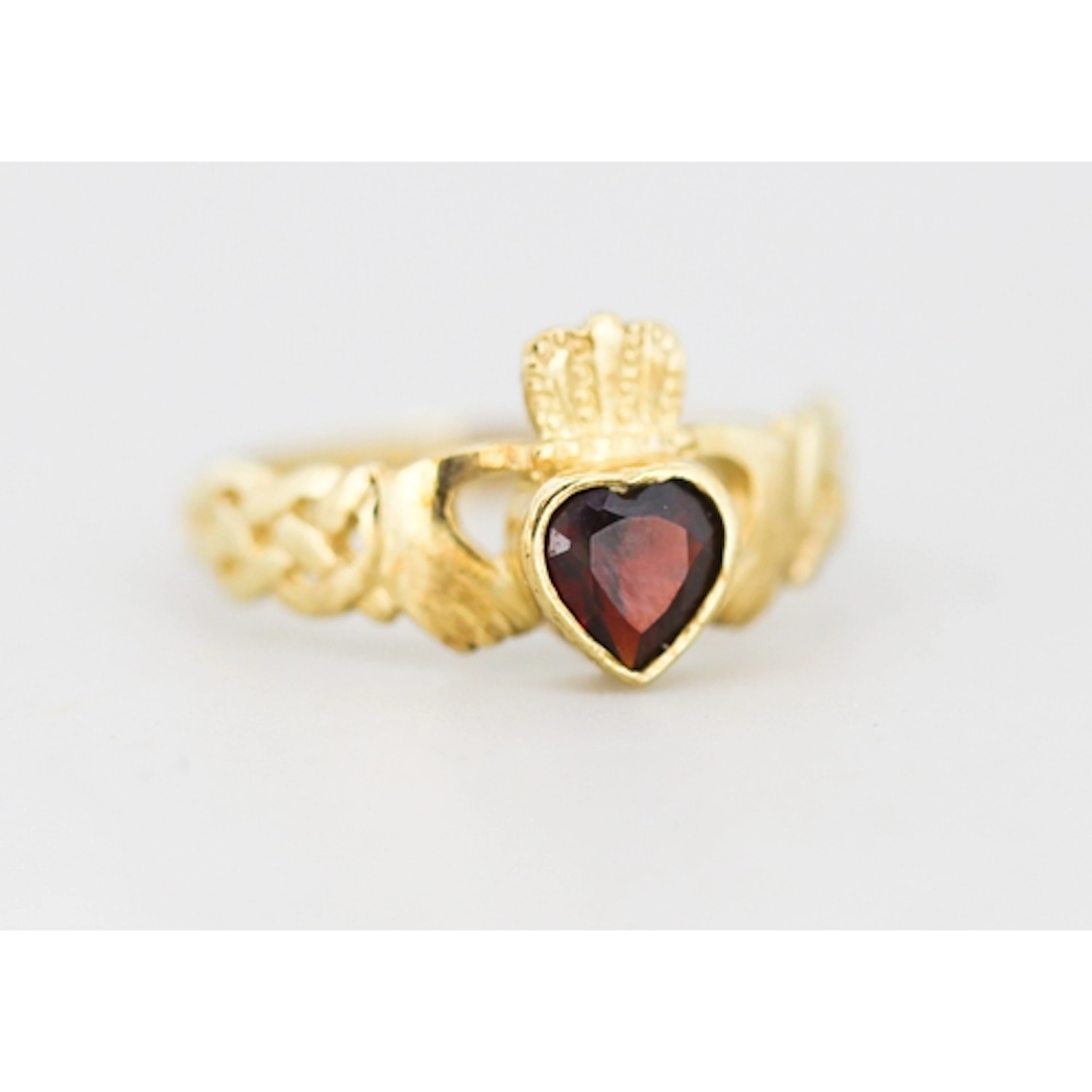 Red Garnet Set Claddagh Ring, Mounted in 9 Carat Yellow Gold...