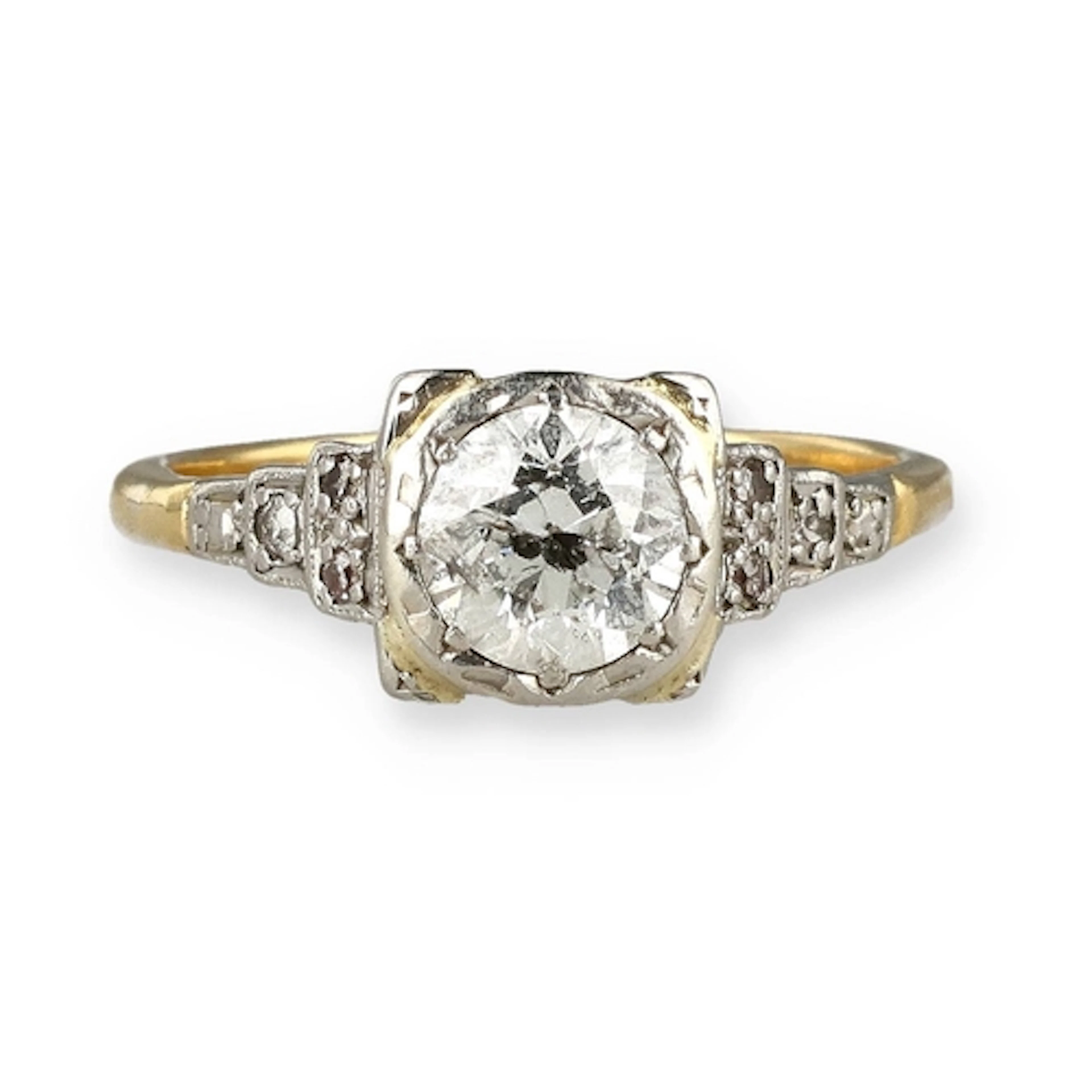 AN ANTIQUE 18 CARAT GOLD SOLITAIRE DIAMOND RING Mounted in w...