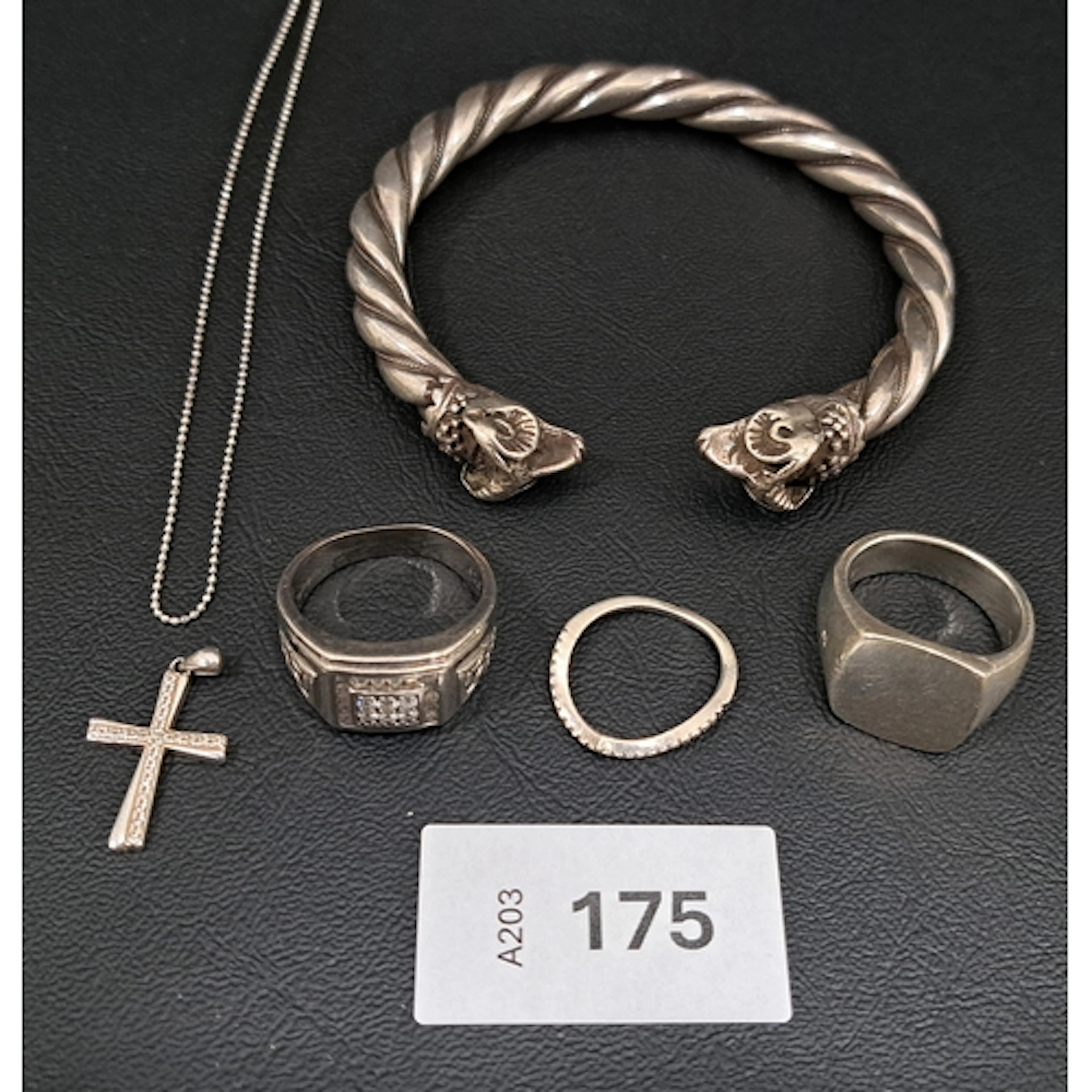 FIVE PIECES OF SILVER JEWELLERY comprising a Pandora Sparkli...