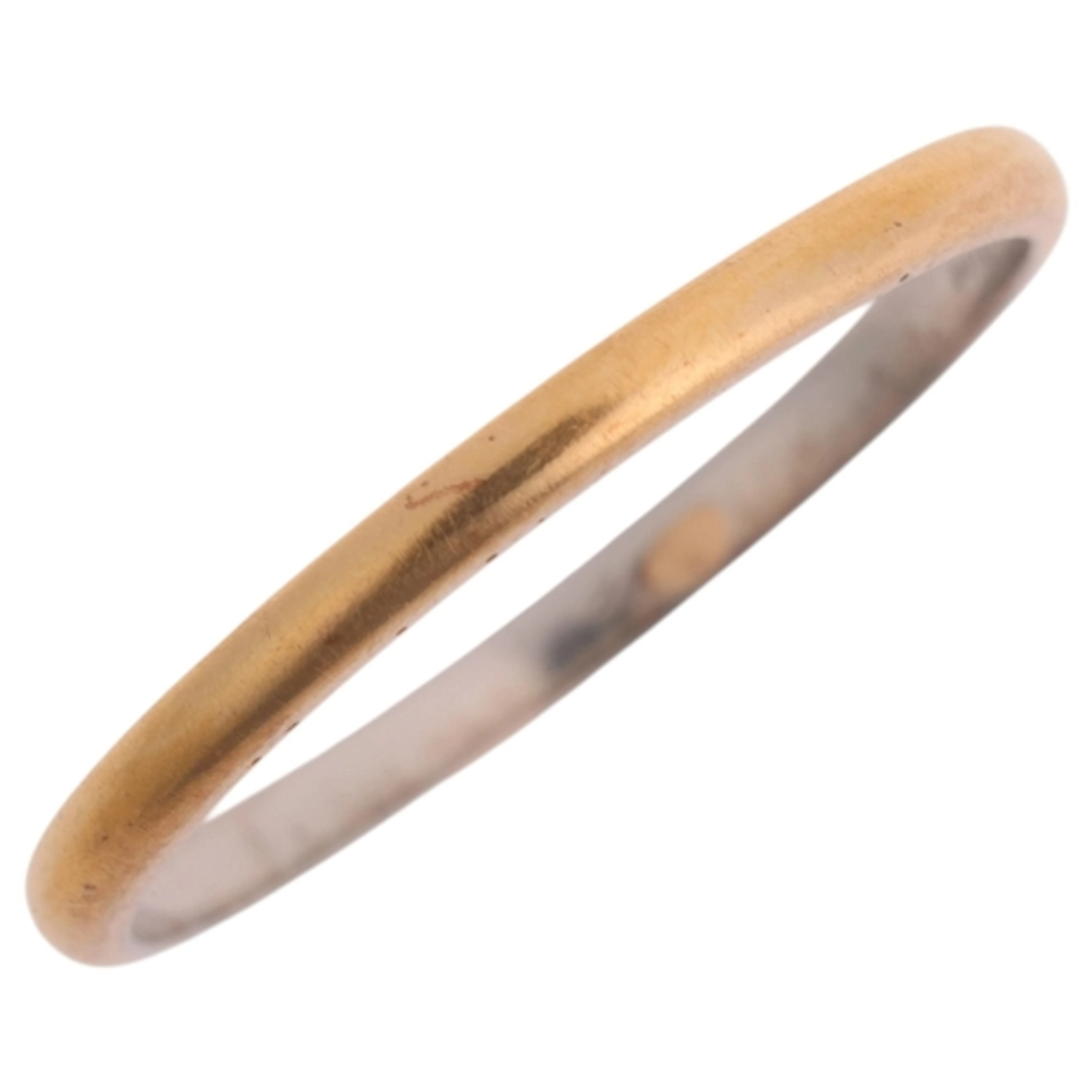 An Antique platinum and 22ct gold wedding band ring, band wi...