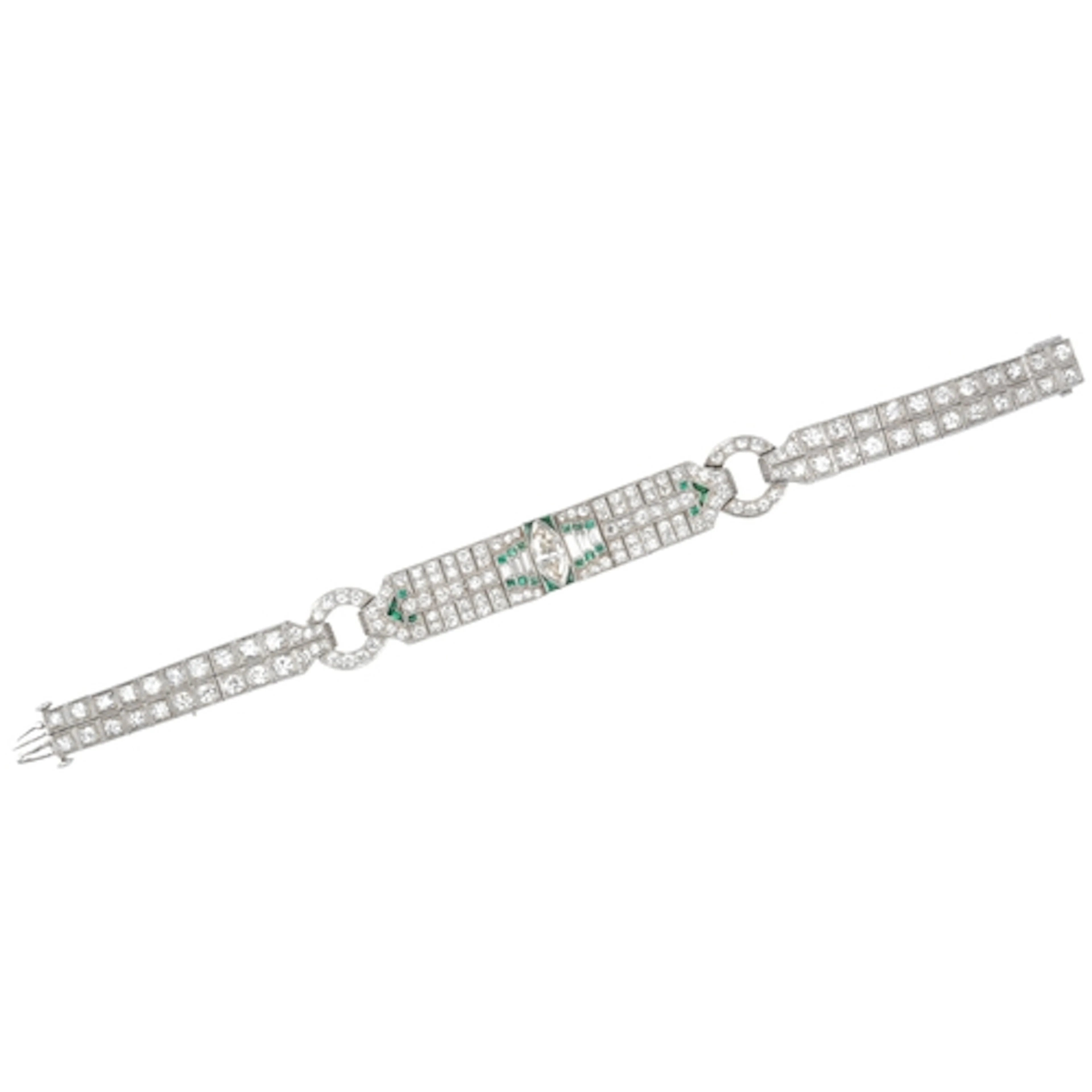 An Art Deco emerald and diamond bracelet, centring on a marq...