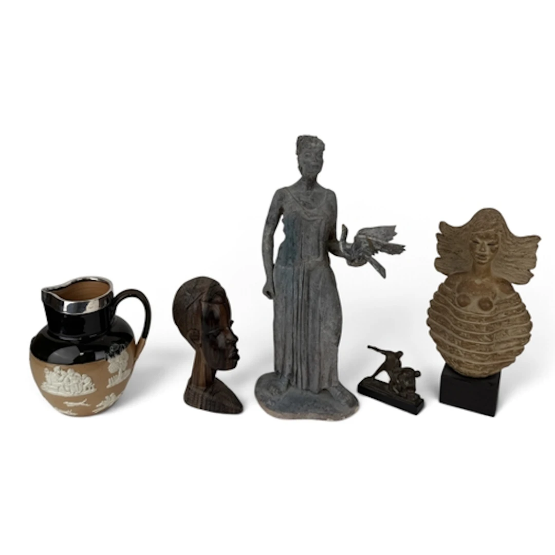 A COLLECTION OF FIGURES, TOGETHER WITH A SILVER MOUNTED ROYA...