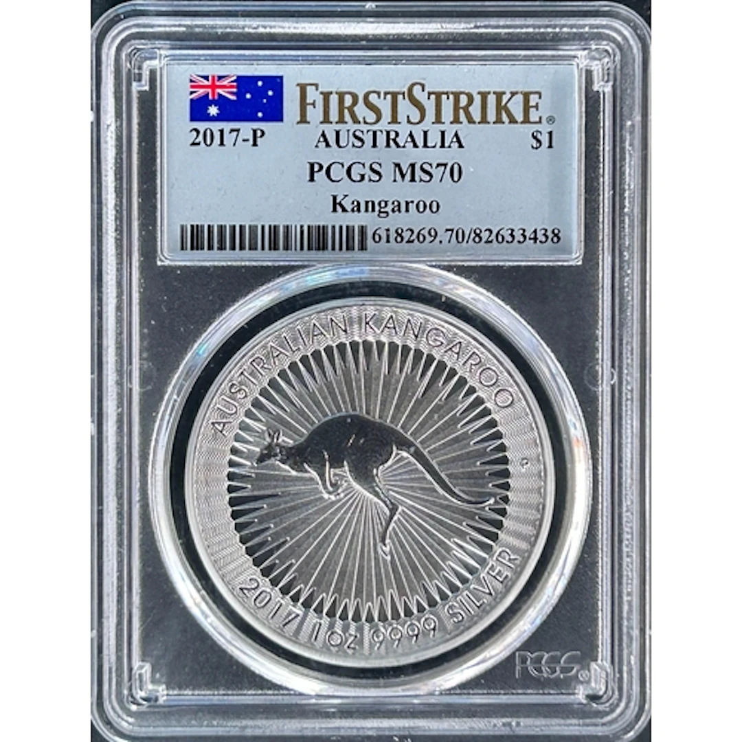 A pair of Australian silver $1 1oz Kangaroo coins, comprisin...