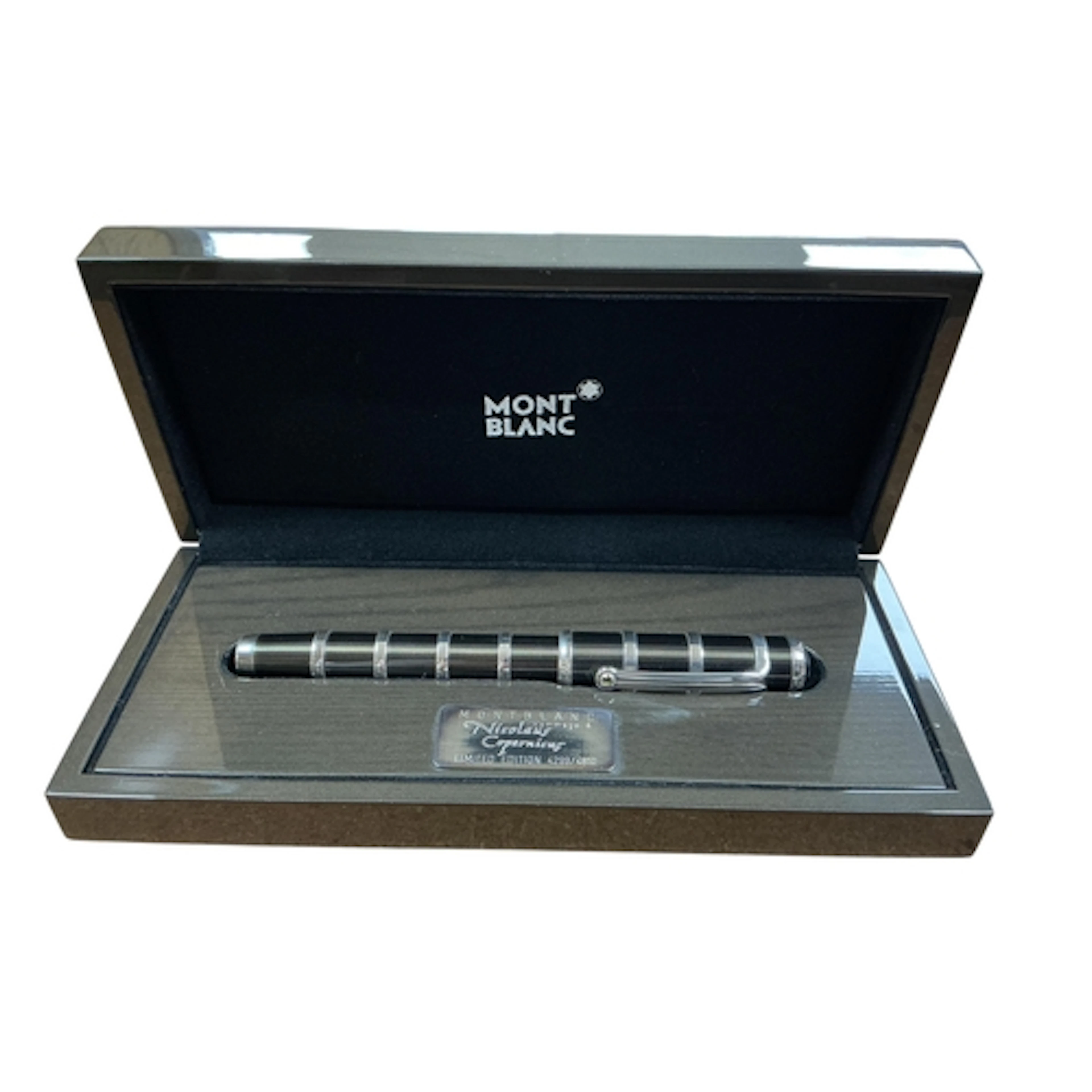 A Montblanc Nicolaus Copernicus limited edition fountain pen...