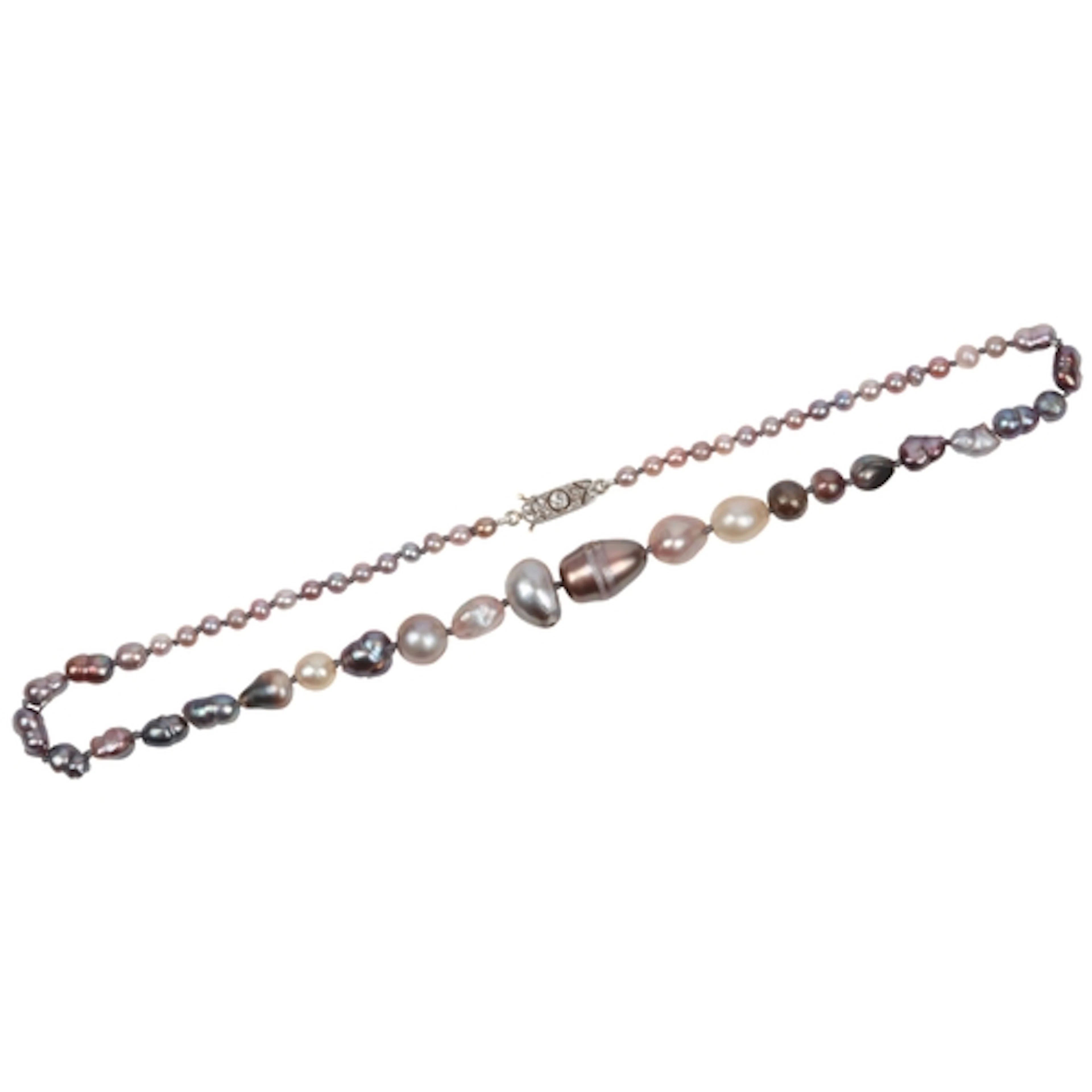 A varicoloured natural pearl necklace, composed of varicolou...