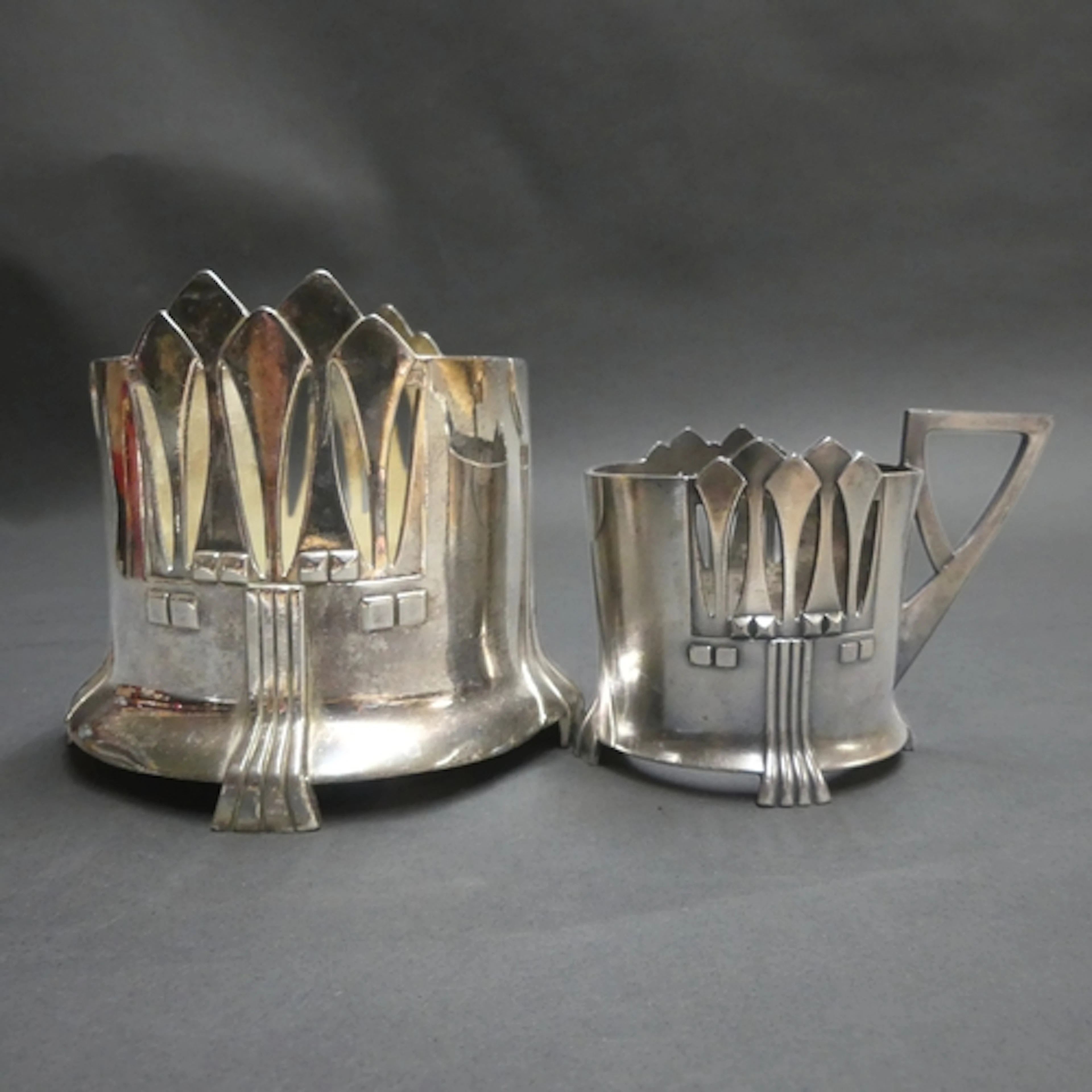 WMF - An Art Nouveau silver plated Brittania metal bottle ho...