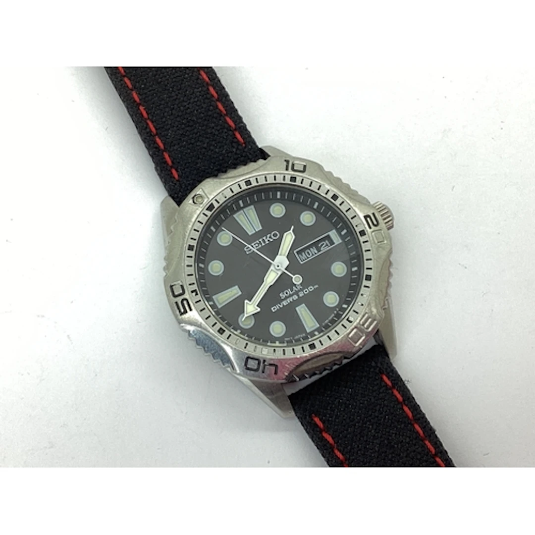 Seiko; A Solar Air Diver's 200m Gent's Wristwatch, V158-0AE0...